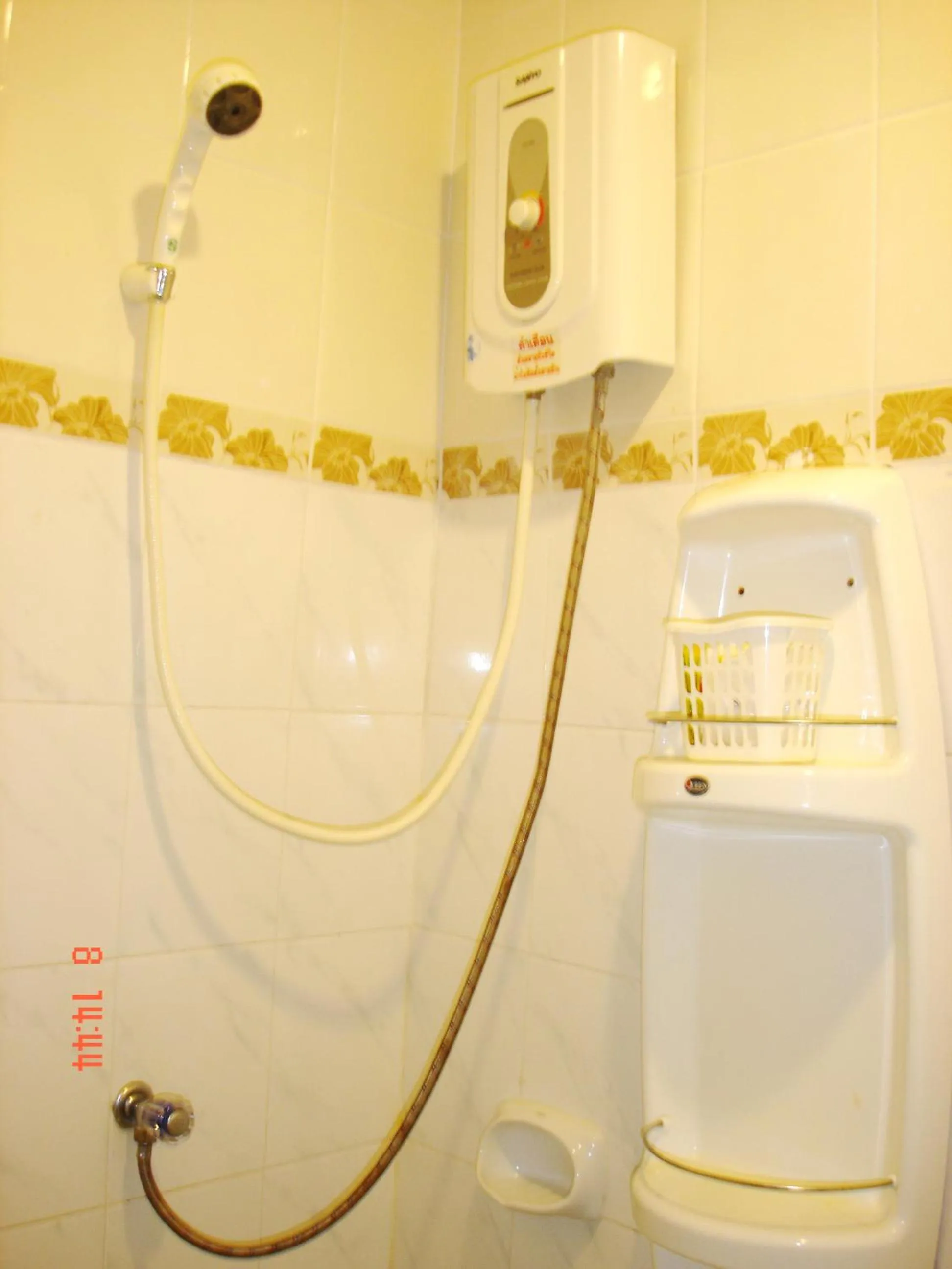 Shower in Lamai Apartment