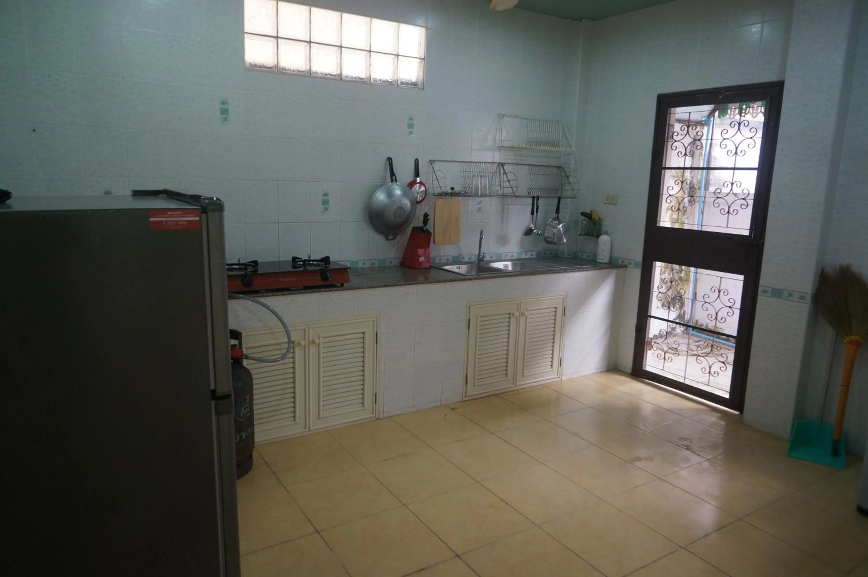 BBQ facilities in Lamai Apartment