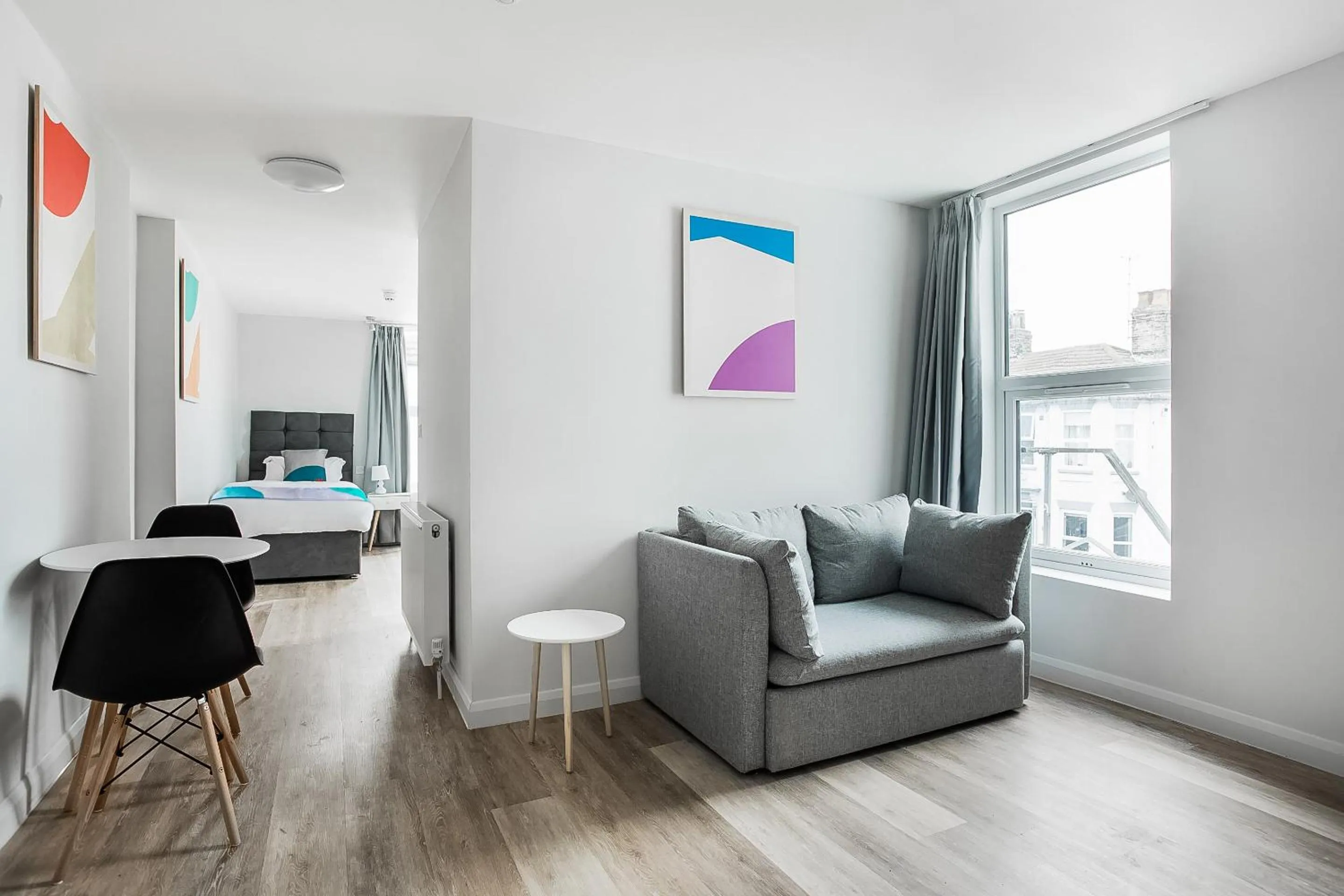 Bedroom in OYO Studiotel Great Yarmouth - Modern Hotel Apartments