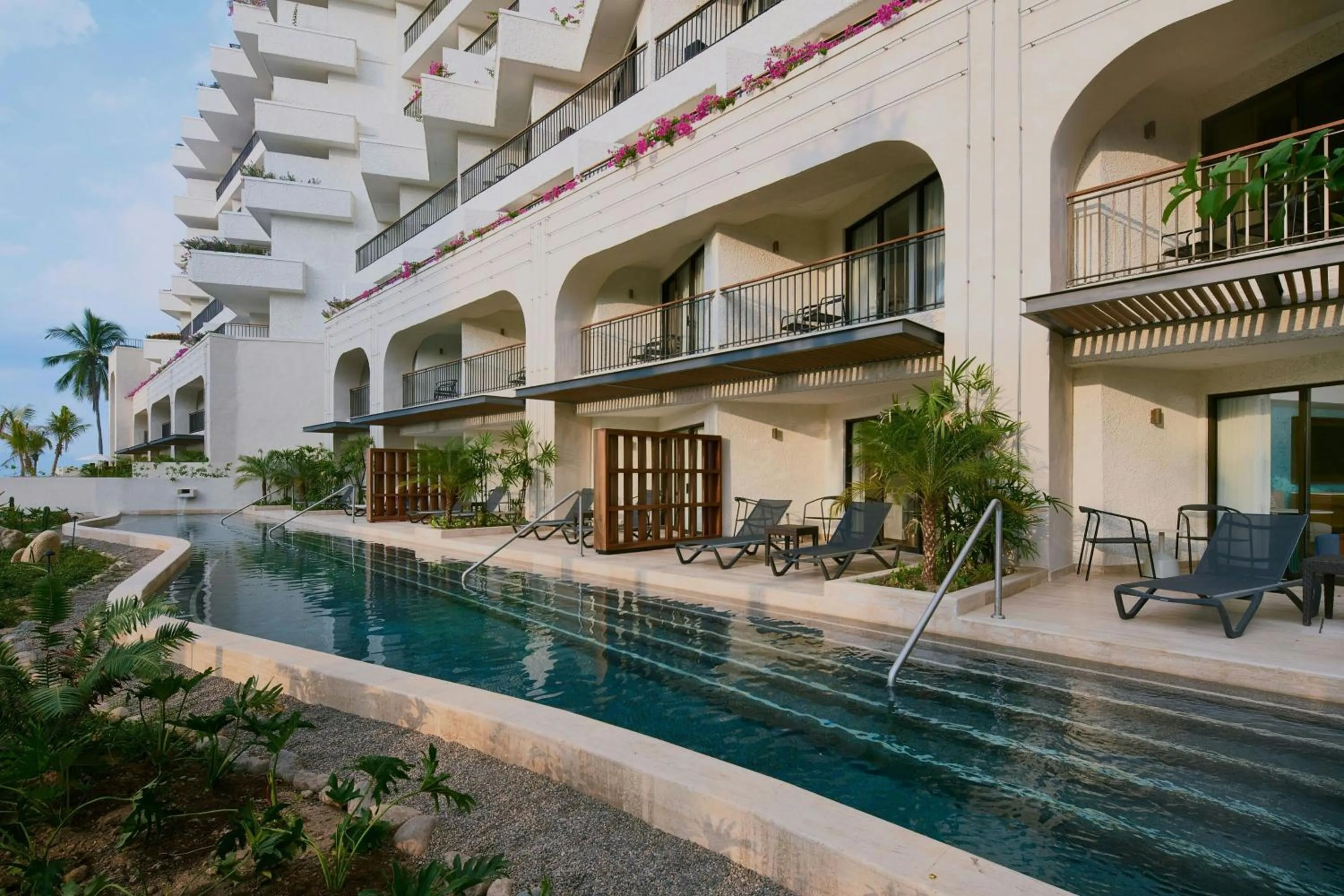 Photo of the whole room in Marriott Puerto Vallarta Resort & Spa