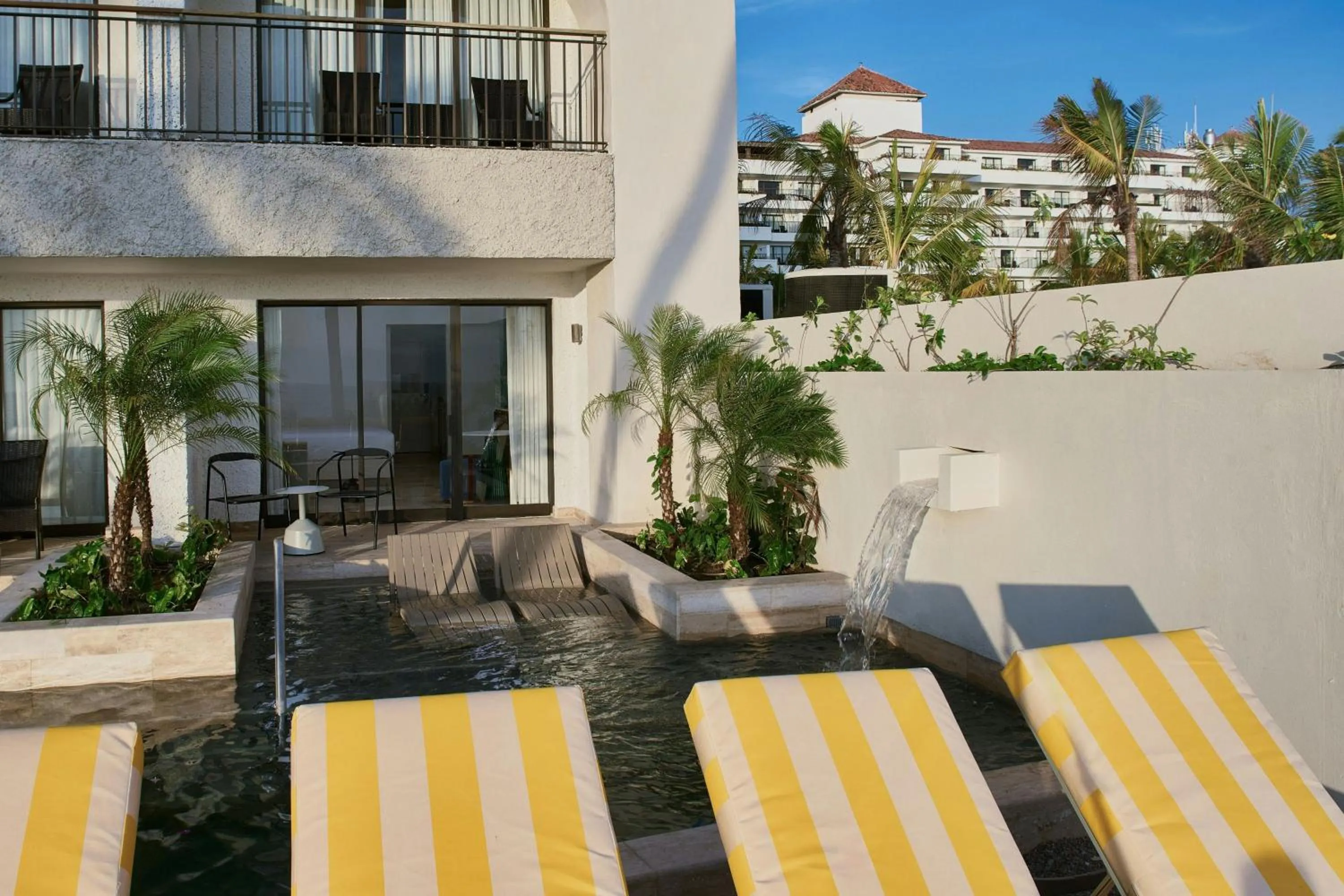 Photo of the whole room in Marriott Puerto Vallarta Resort & Spa