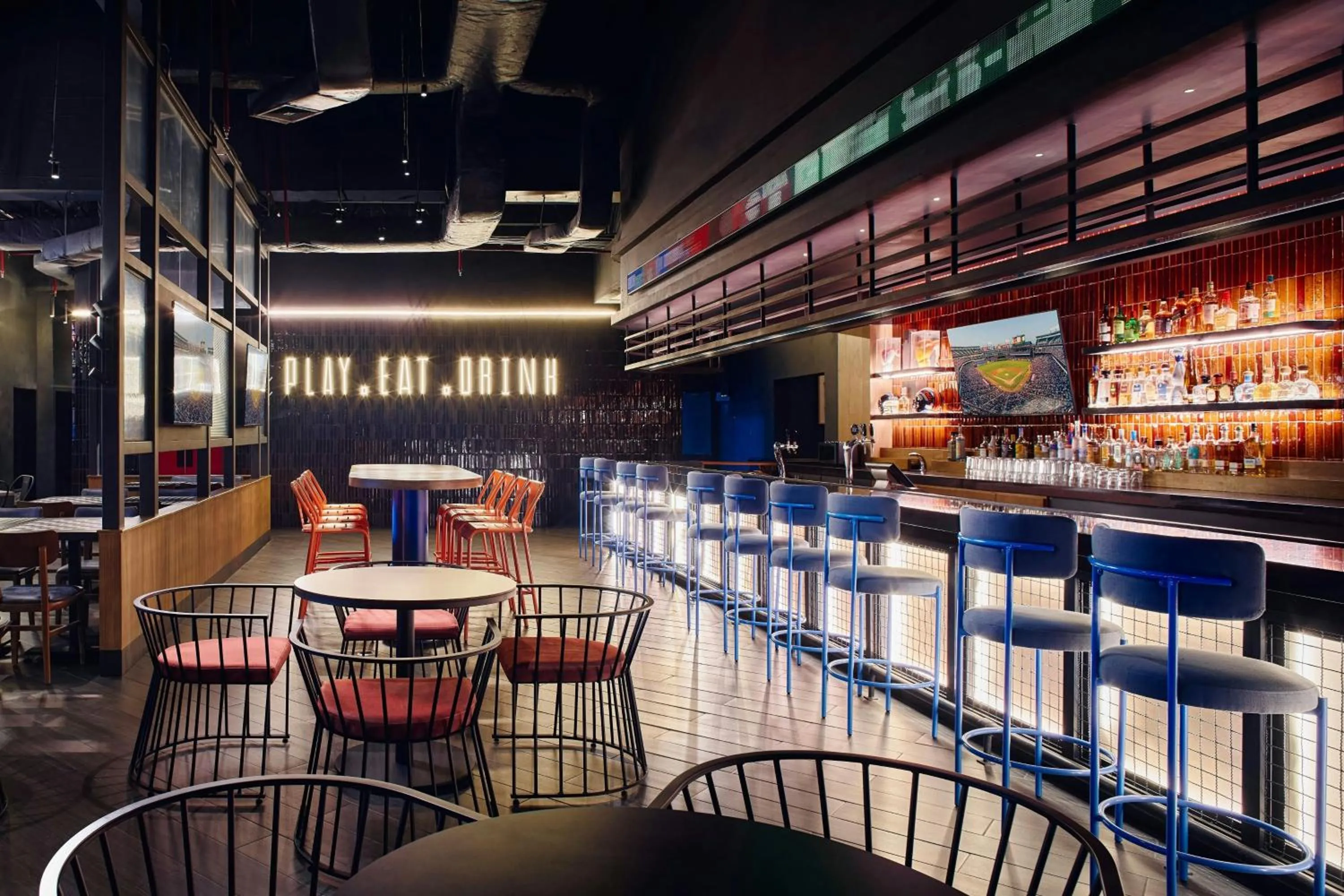 Lounge or bar in Marriott Puerto Vallarta Resort & Spa