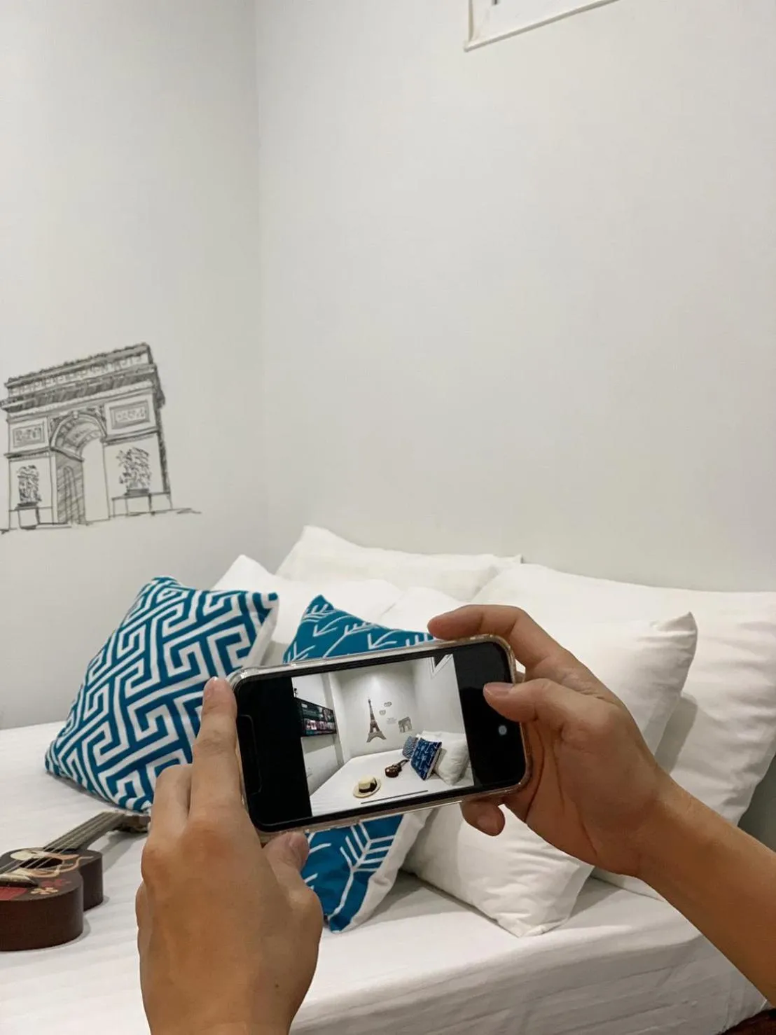 Photo of the whole room, Bed in Click Hostel