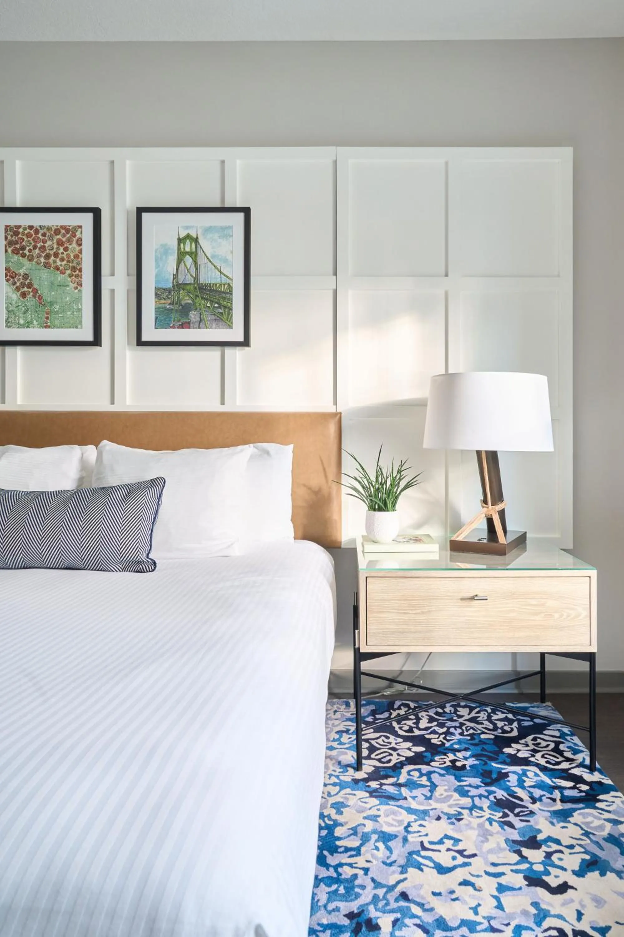 Bed in Heathman Hotel