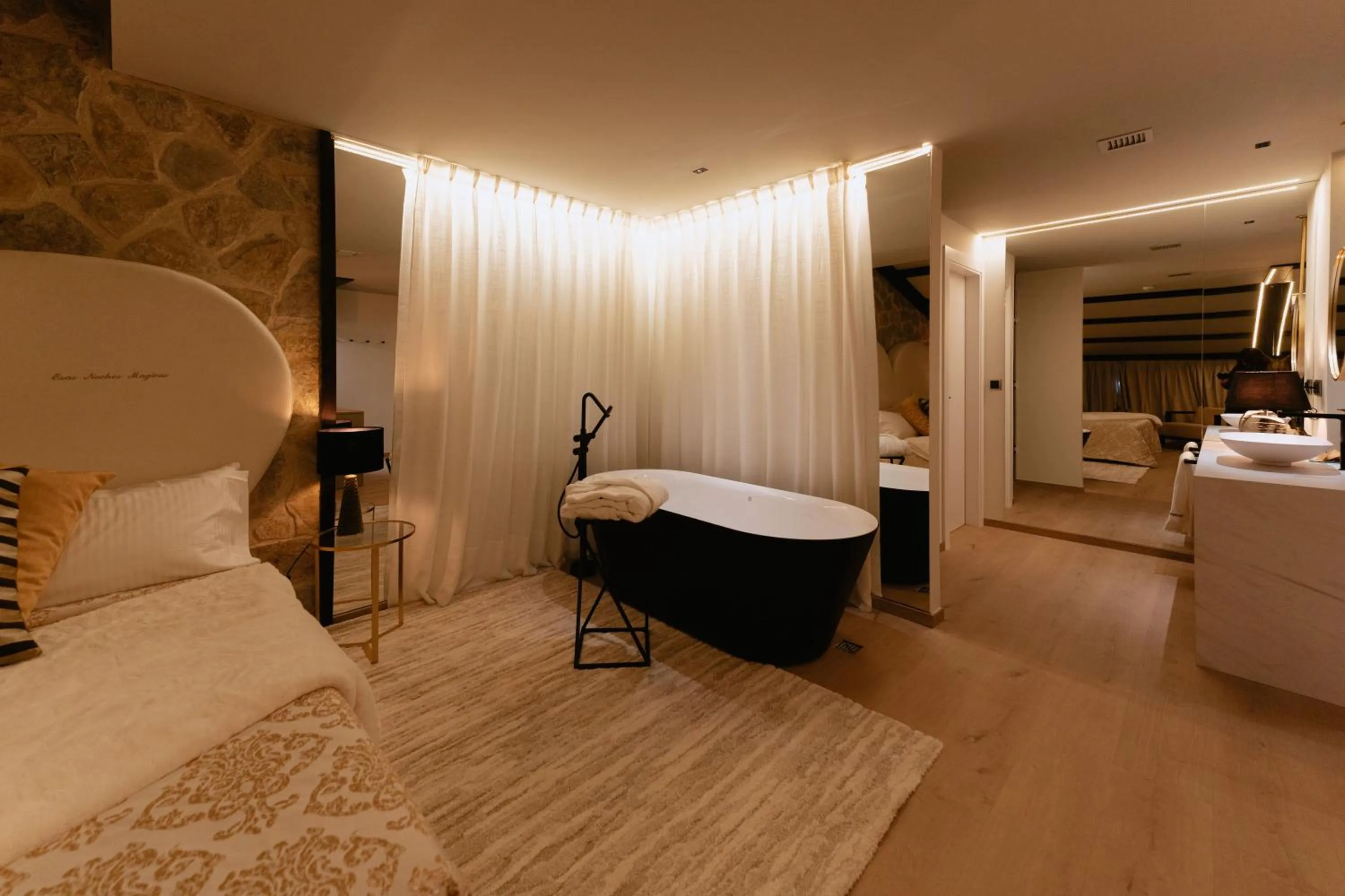 Bed in Hotel Spa Balfagon