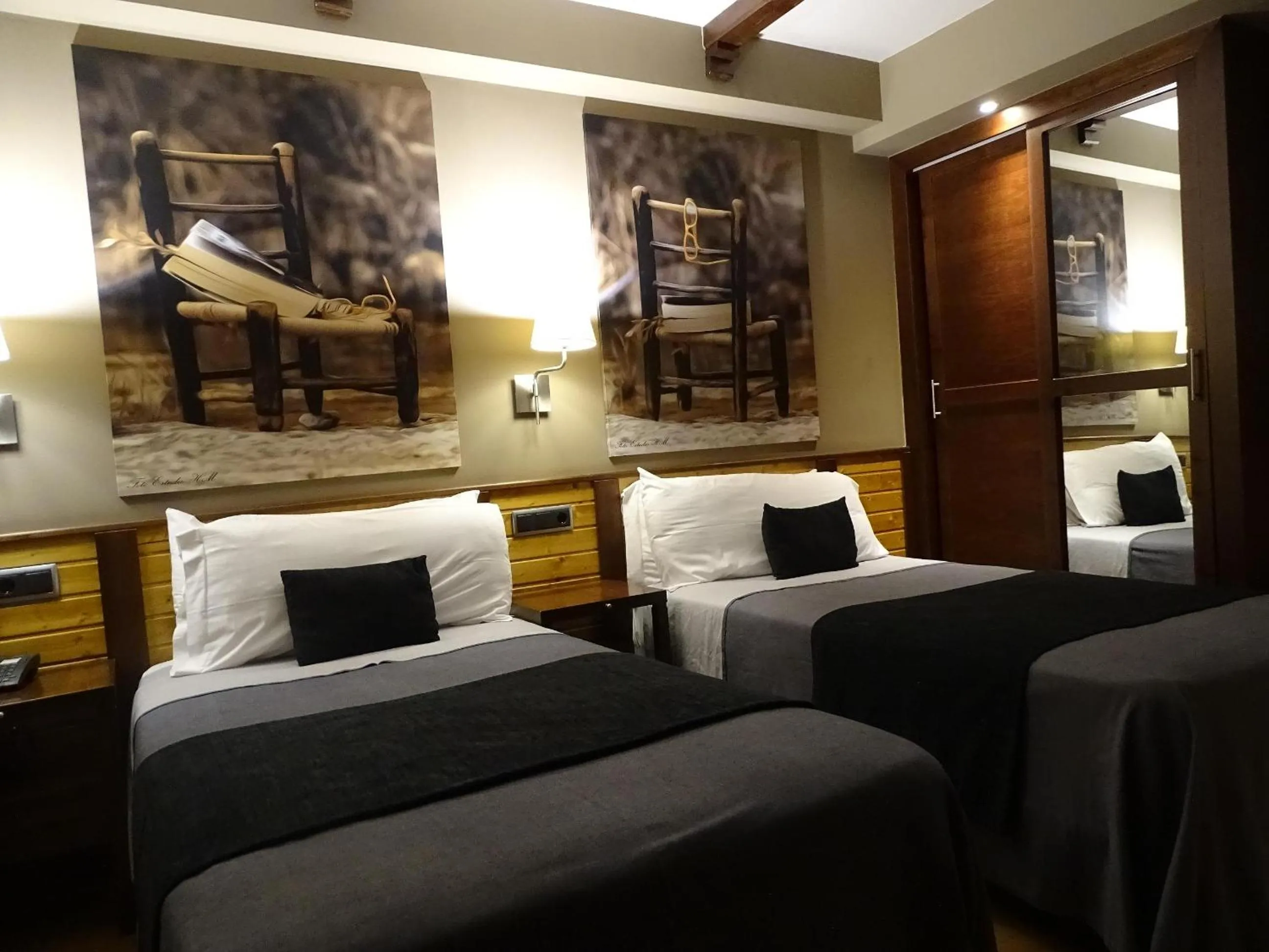 Bed in Hotel Spa Balfagon