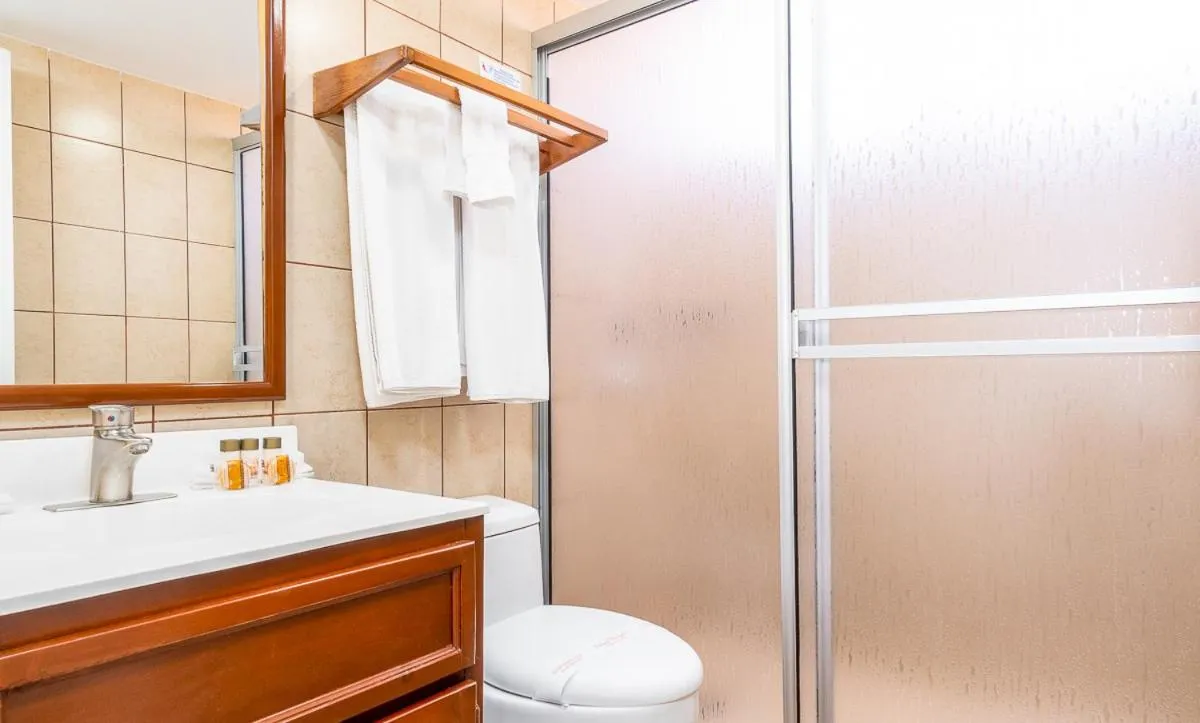 Puerto Nuevo Baja Hotel & Villas