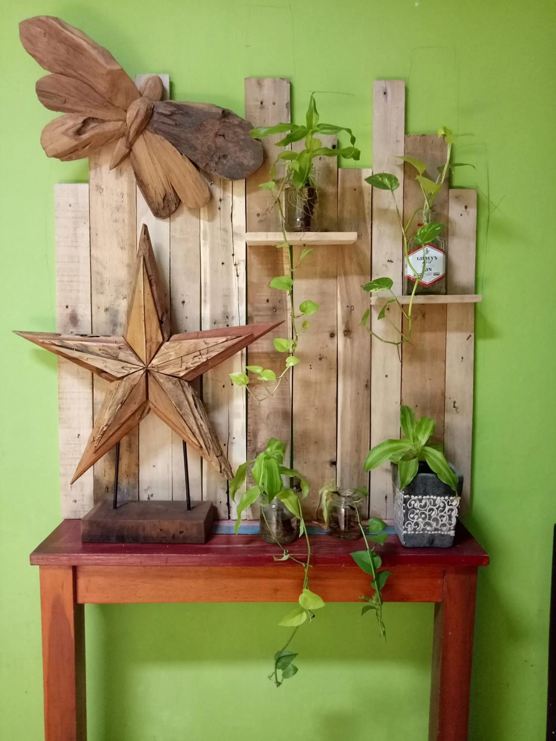 Decorative detail in Arjuna Garden Homestay