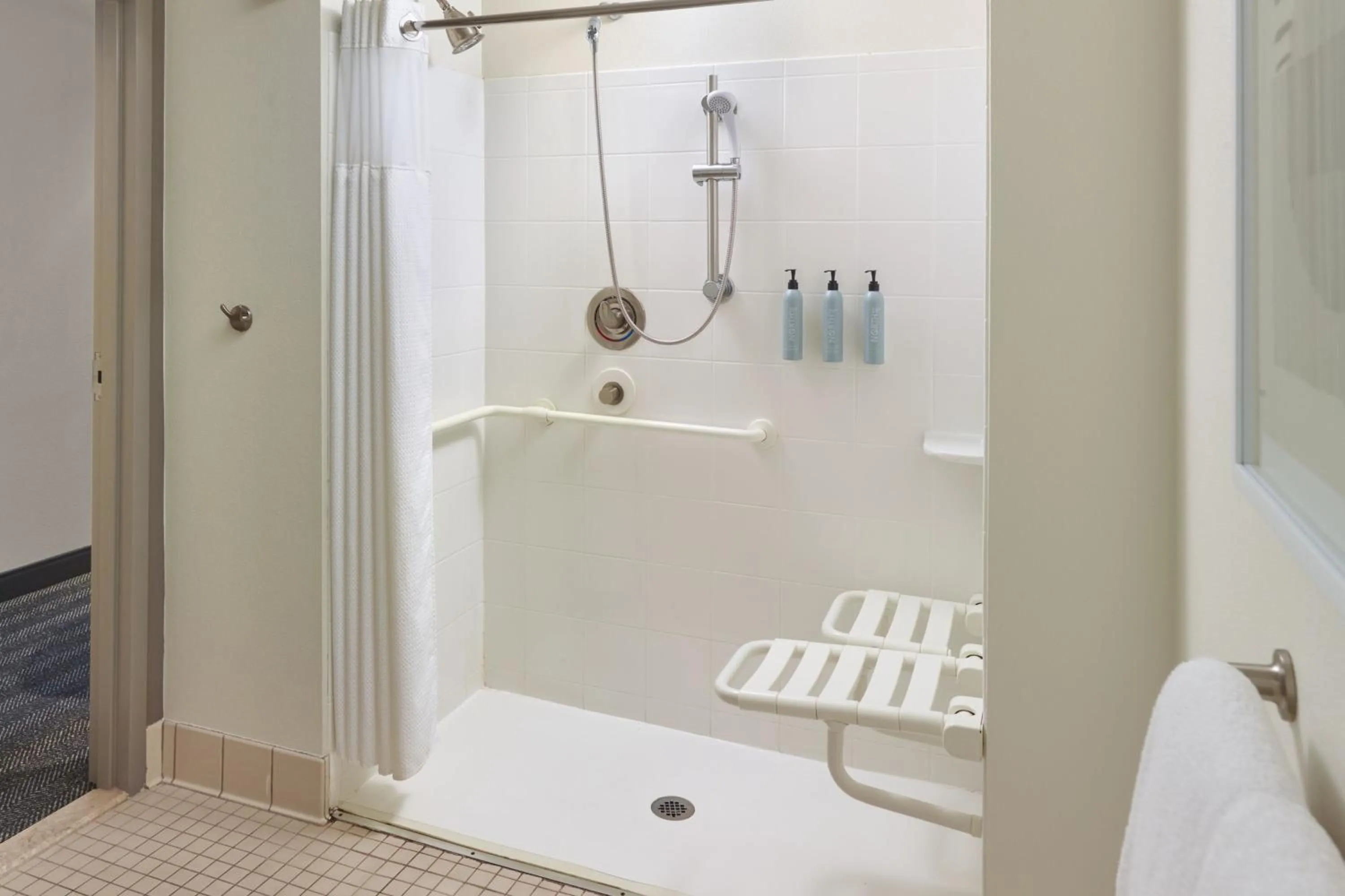 Bathroom in Courtyard Warner Robins