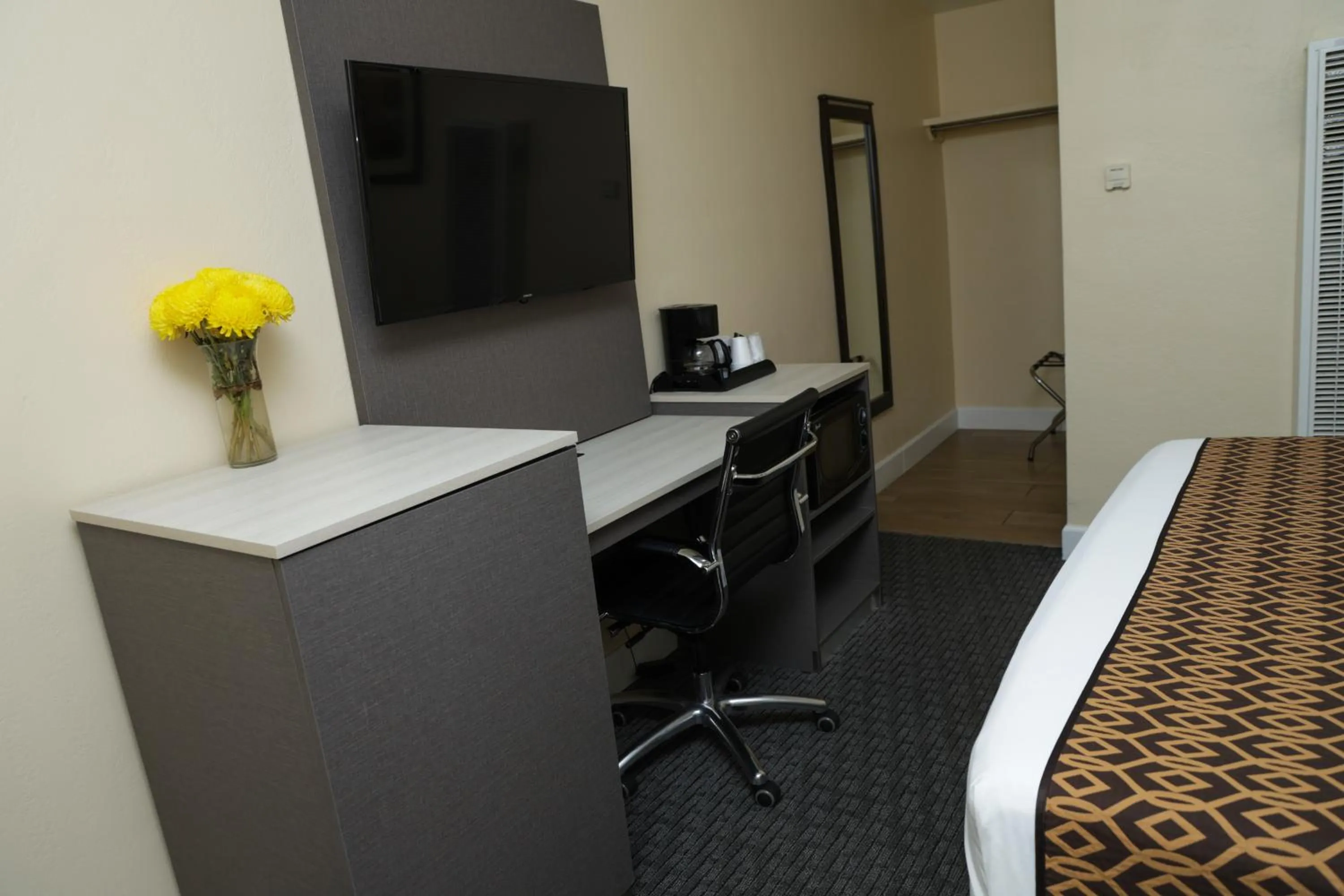 Bed in Silver Surf Motel