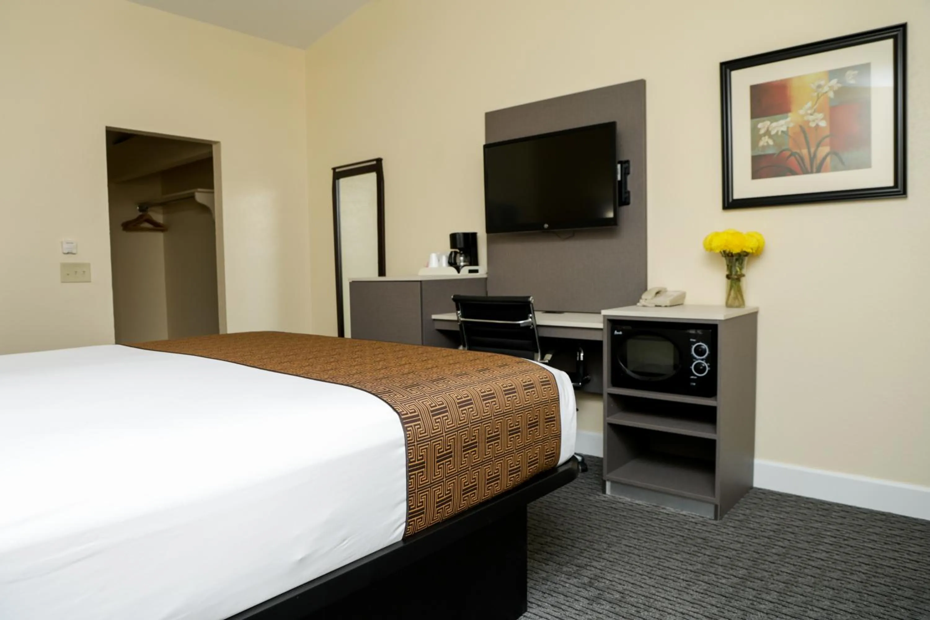 Bed in Silver Surf Motel