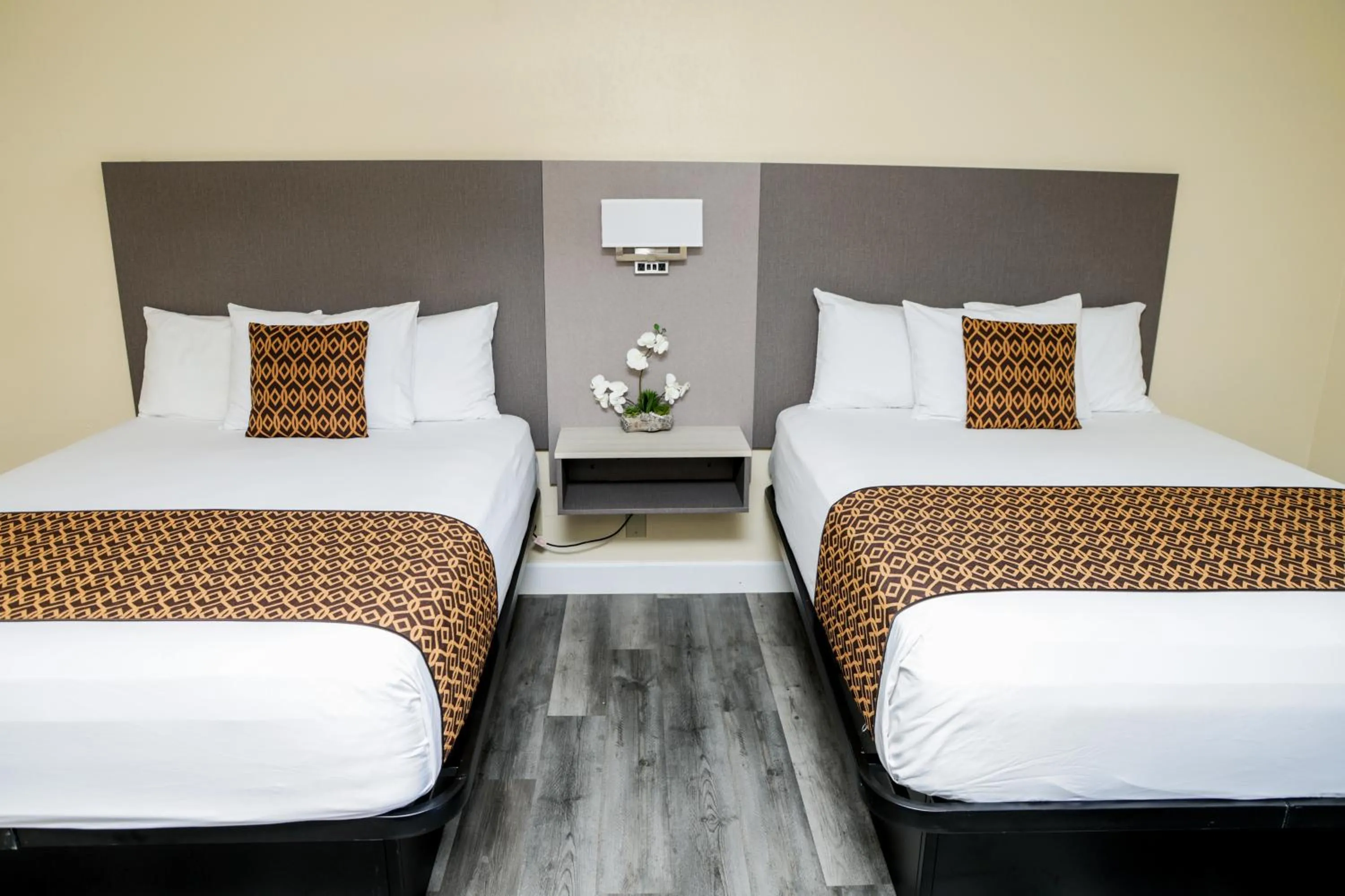 Bed in Silver Surf Motel