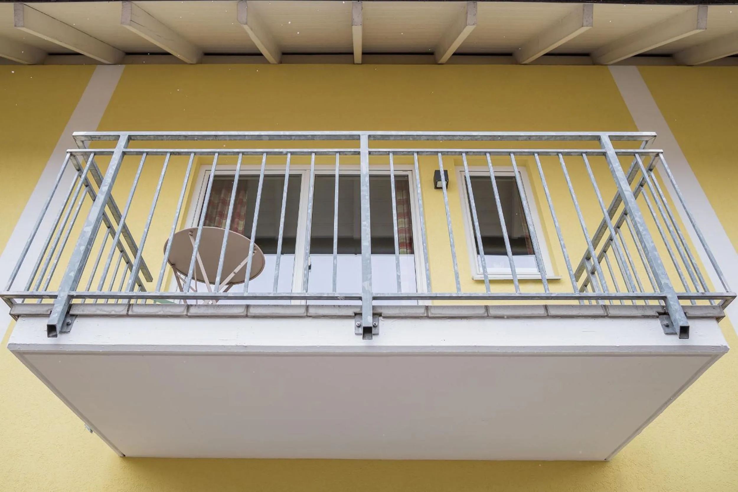 Balcony/Terrace in HOMEBOUND APARTMENTS Salzburg City II - contactless check-in