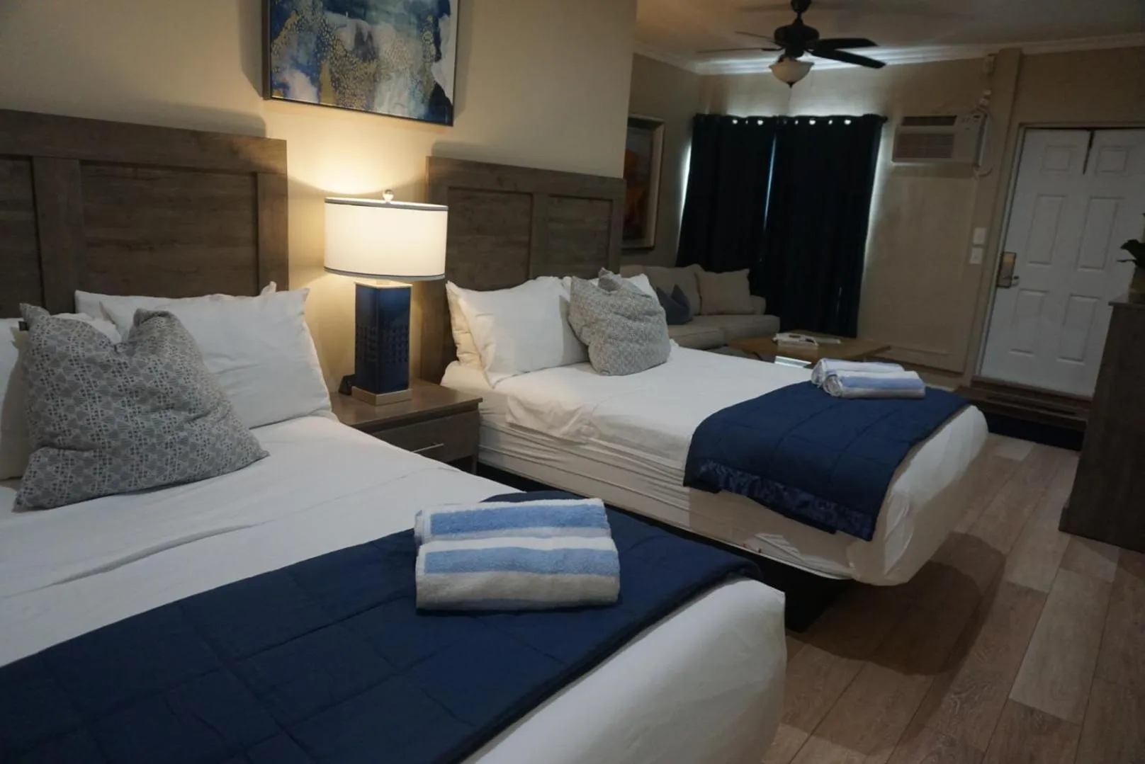 Bed in Bleu Beach Resort