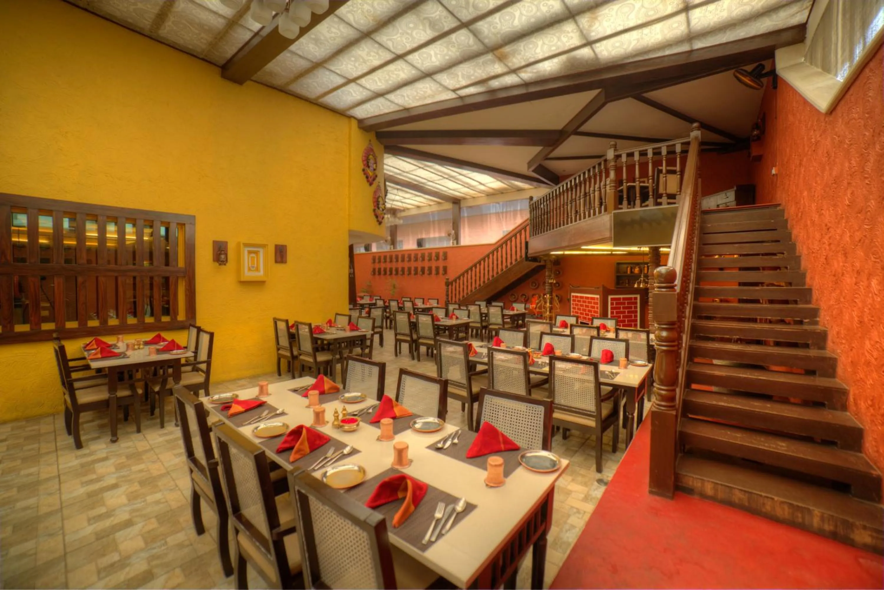 Restaurant/places to eat in Goldfinch Hotel Bangalore