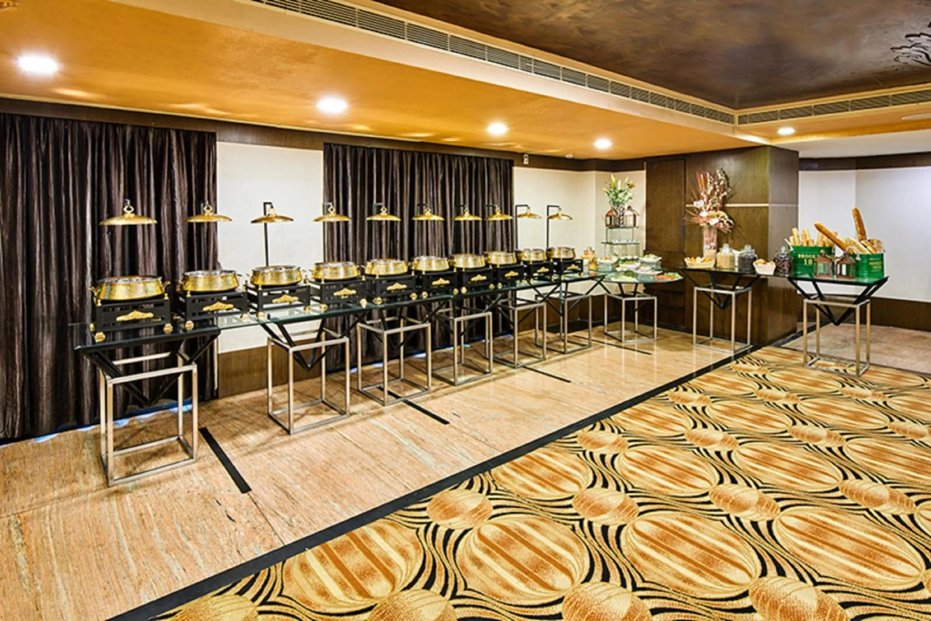 Banquet/Function facilities in Goldfinch Hotel Bangalore