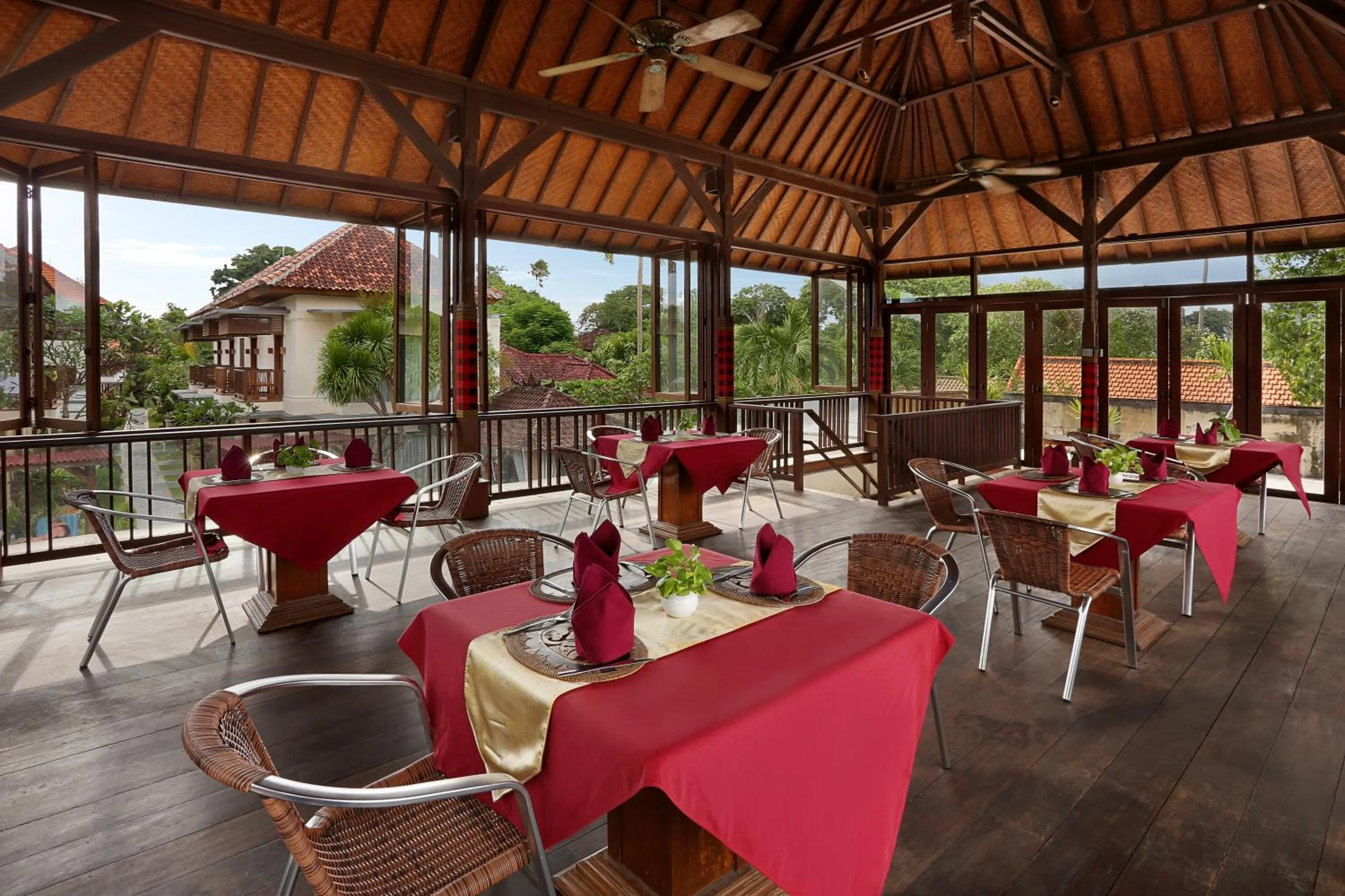 Restaurant/places to eat in Respati Beach Hotel