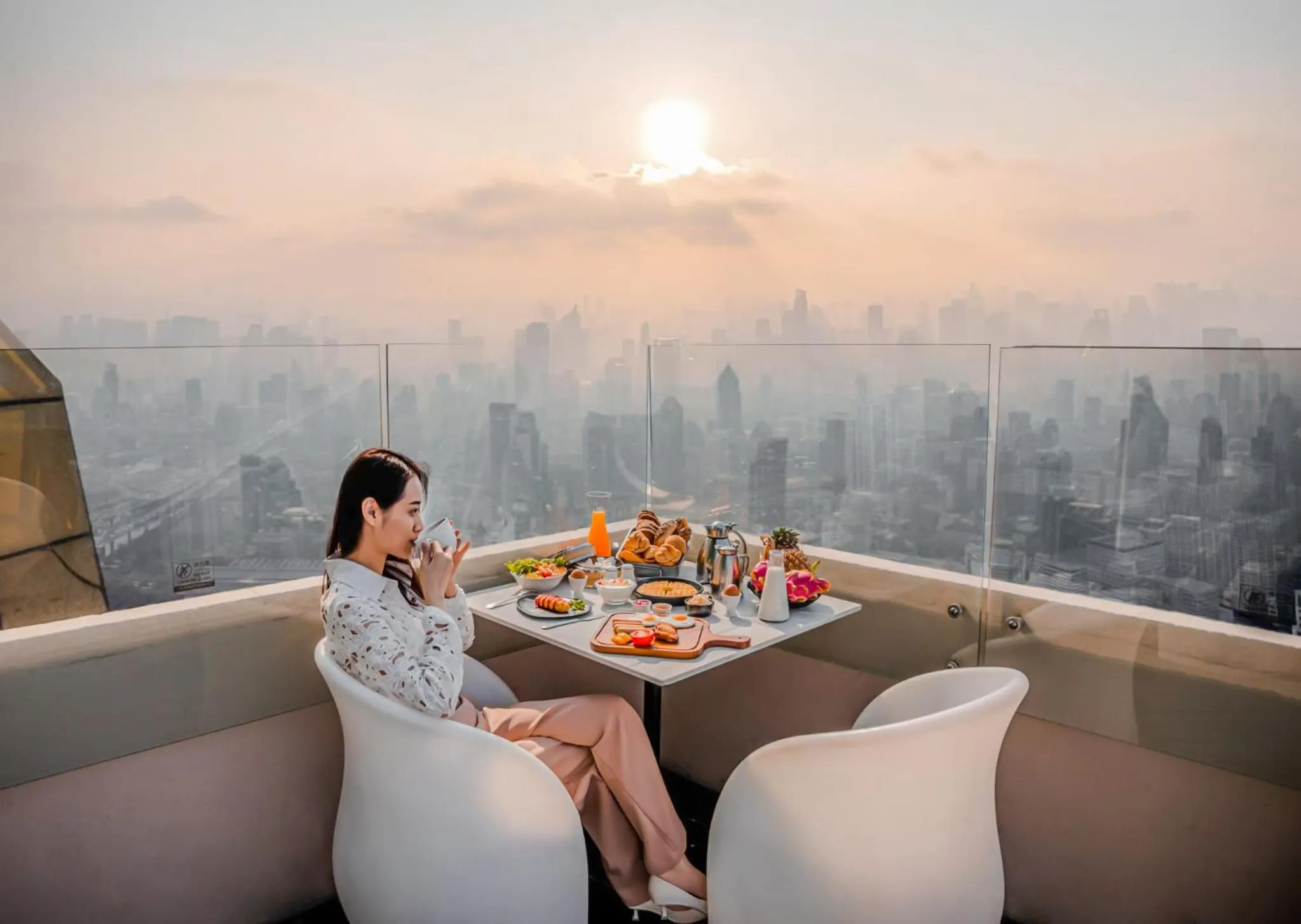 Breakfast in Baiyoke Sky Hotel