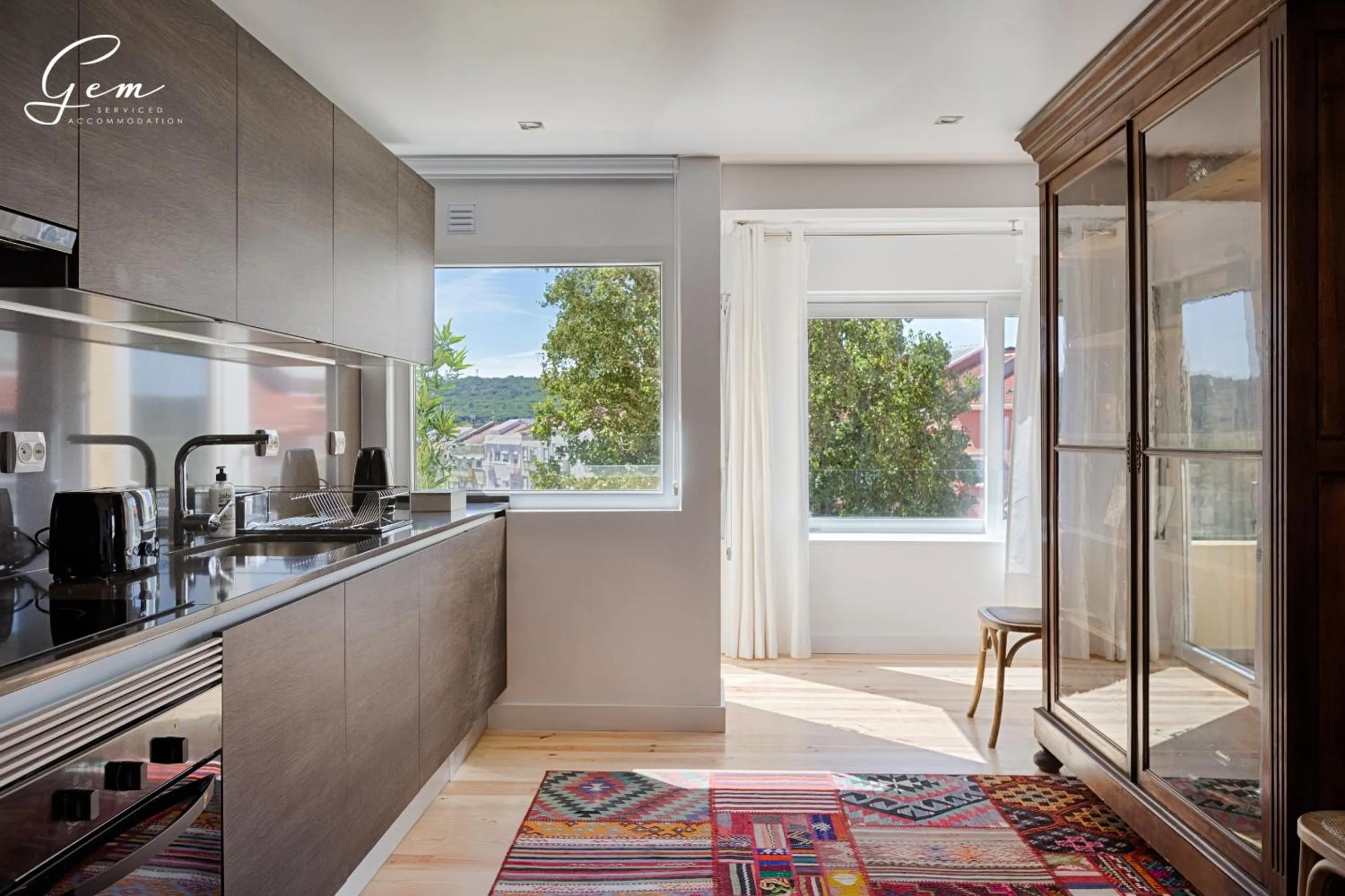 Seating area in Seven Rivers Luxury Apartment