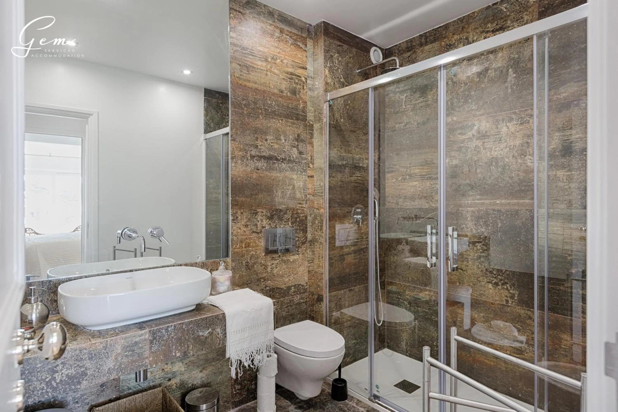 Bathroom in Seven Rivers Luxury Apartment