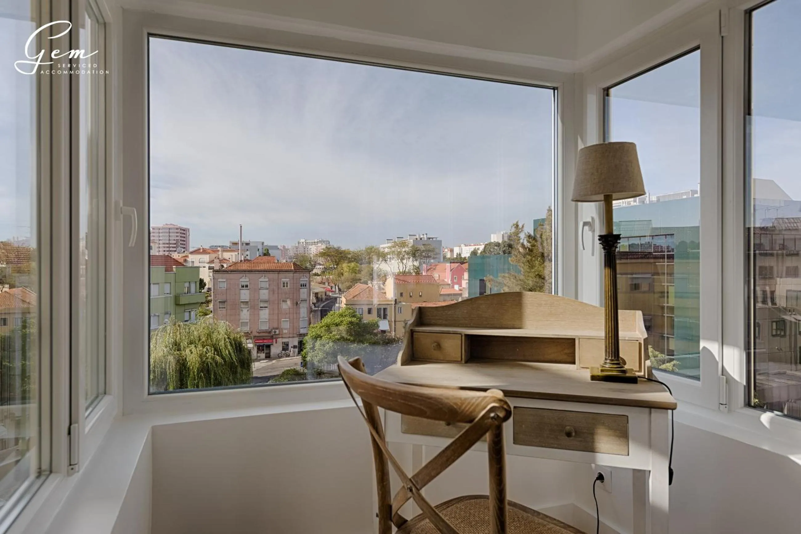 Seating area in Seven Rivers Luxury Apartment