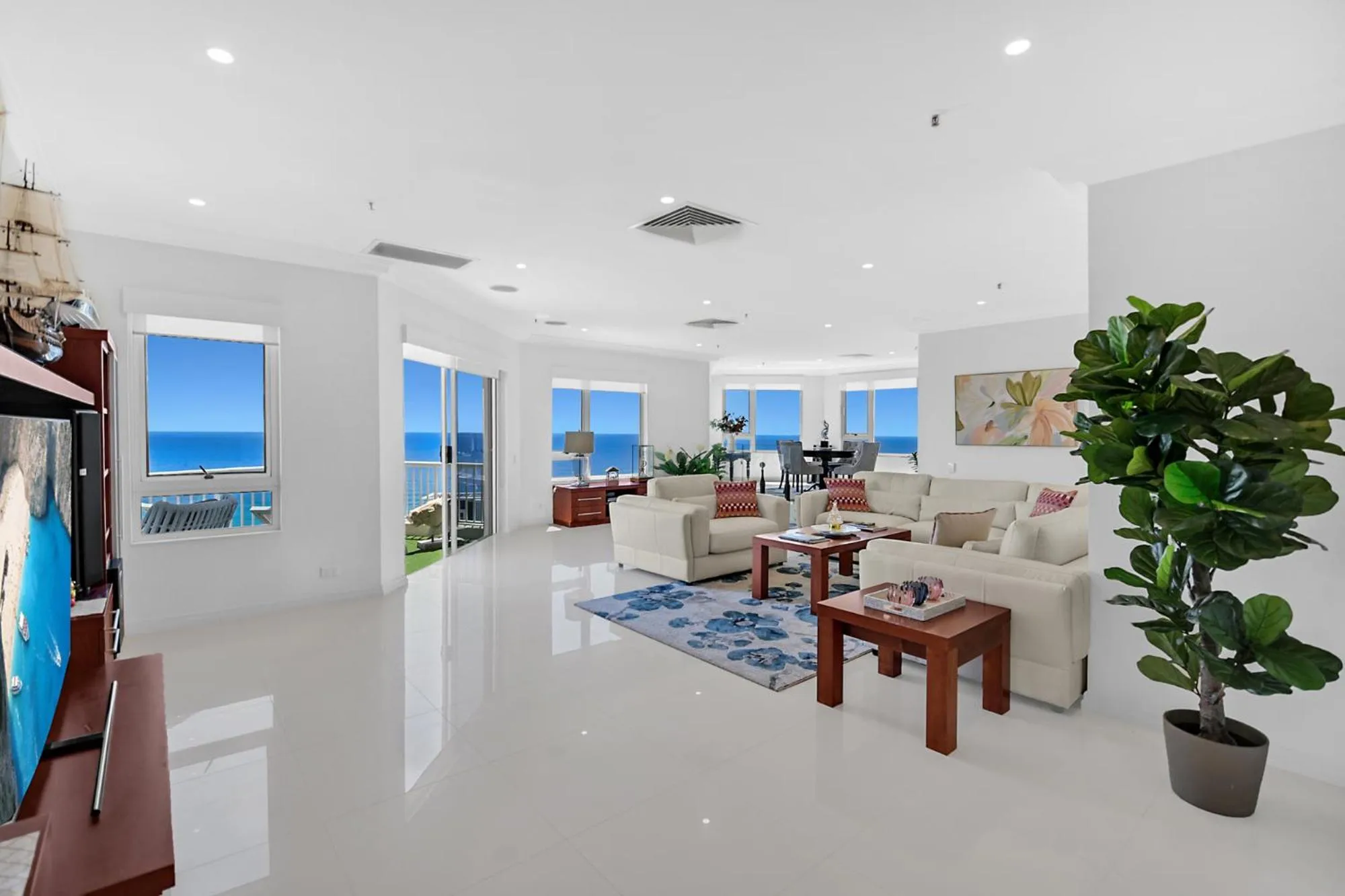 Belle Maison Apartments - Official