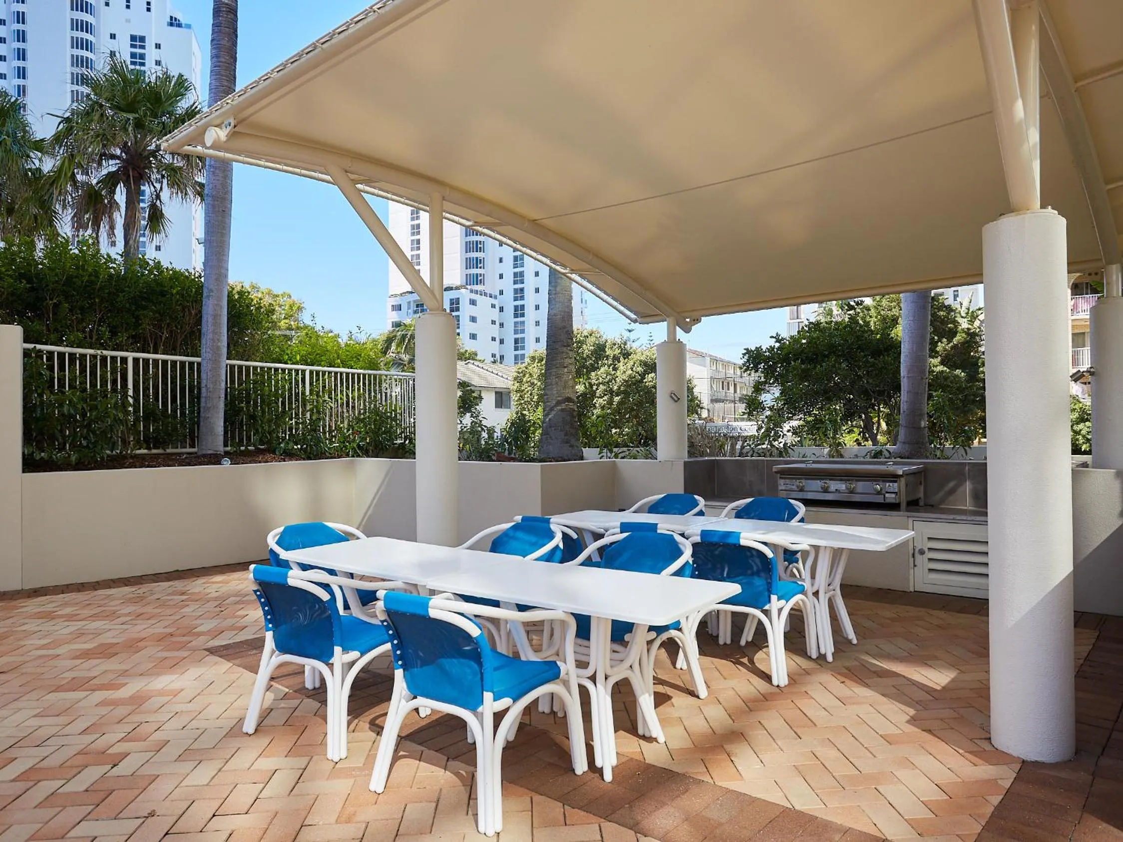 BBQ facilities in Maldives Resort Main Beach, Gold Coast