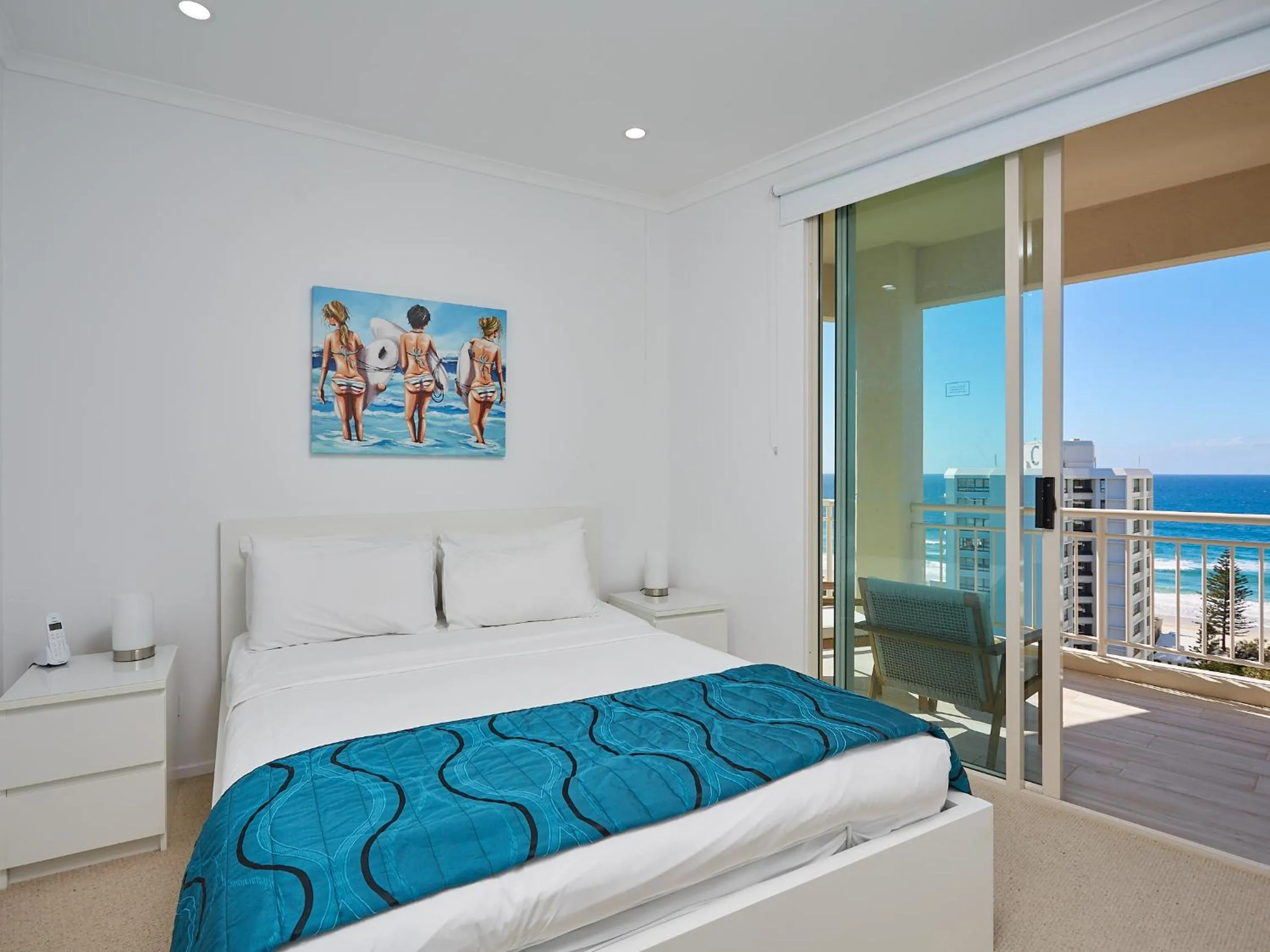 Bedroom, Bed in Maldives Resort Main Beach, Gold Coast