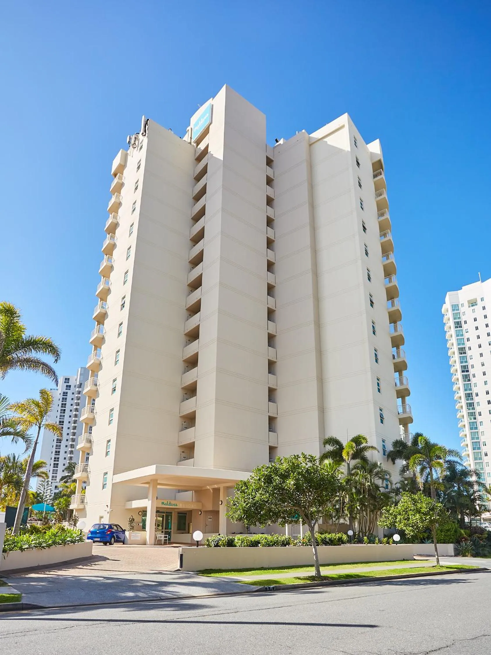 Property building in Maldives Resort Main Beach, Gold Coast