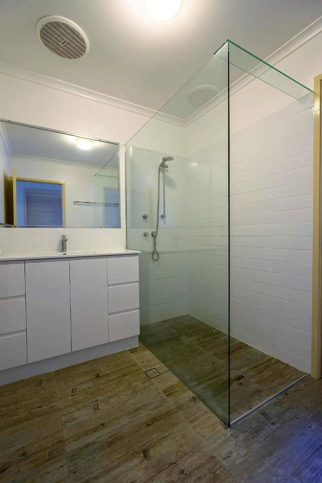 Shower in Pandanus Palms Holiday Resort