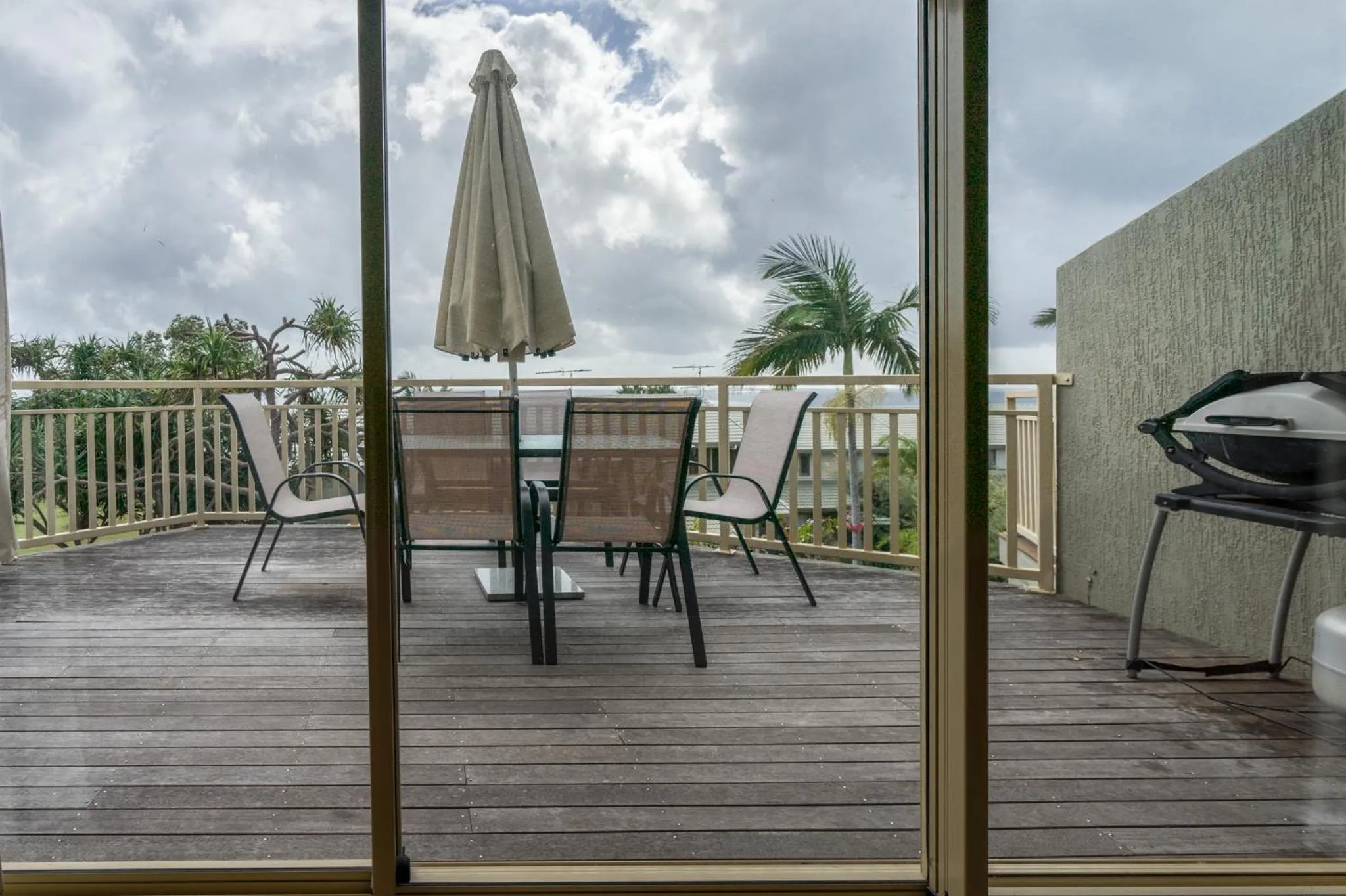 Patio in Pandanus Palms Holiday Resort