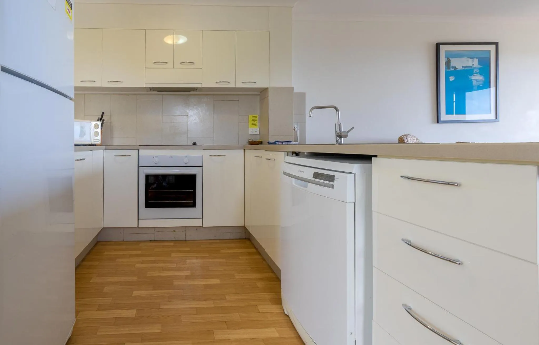 Kitchen or kitchenette in Pandanus Palms Holiday Resort