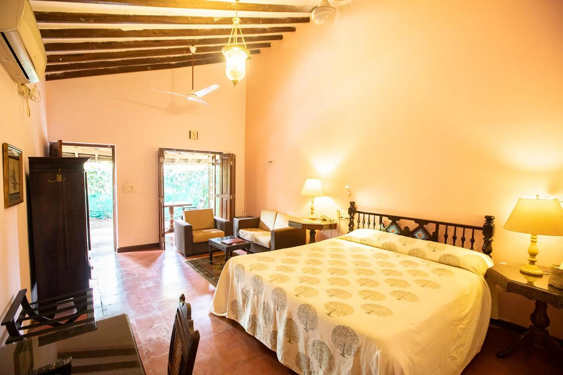 Photo of the whole room, Bed in Presa di Goa - Managed by Smith and Appy