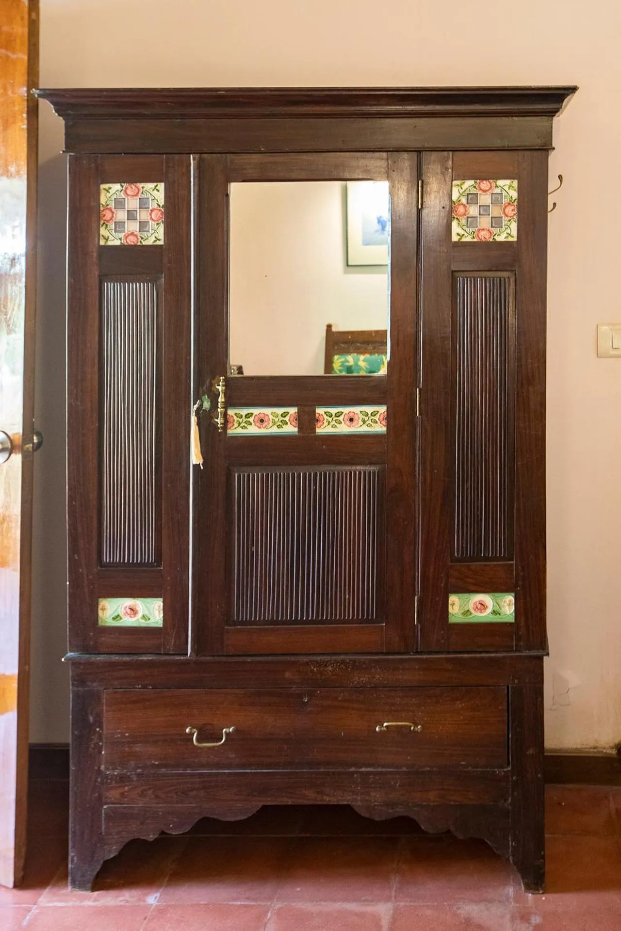 Decorative detail in Presa di Goa - Managed by Smith and Appy