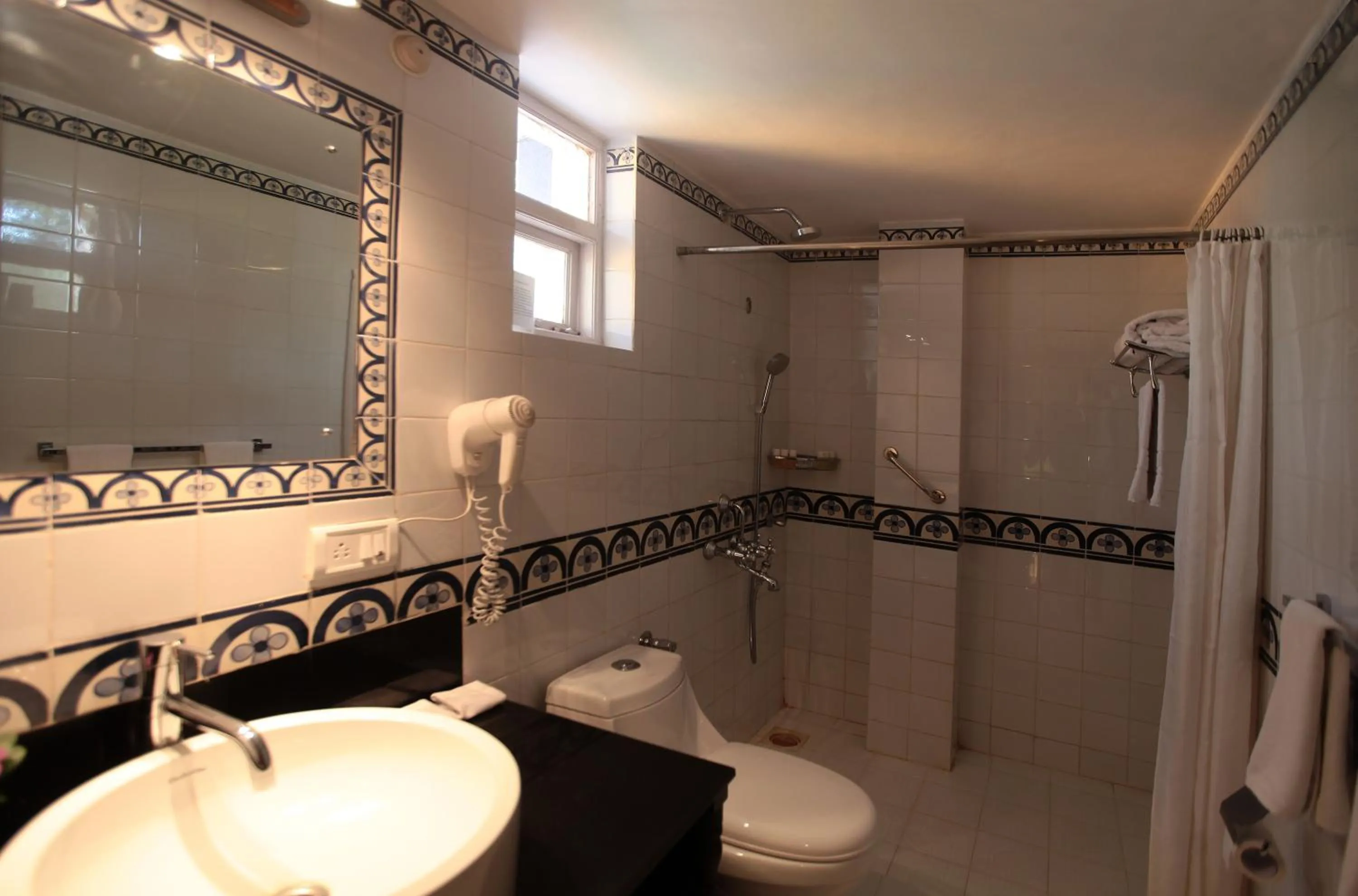 Bathroom in Presa di Goa - Managed by Smith and Appy
