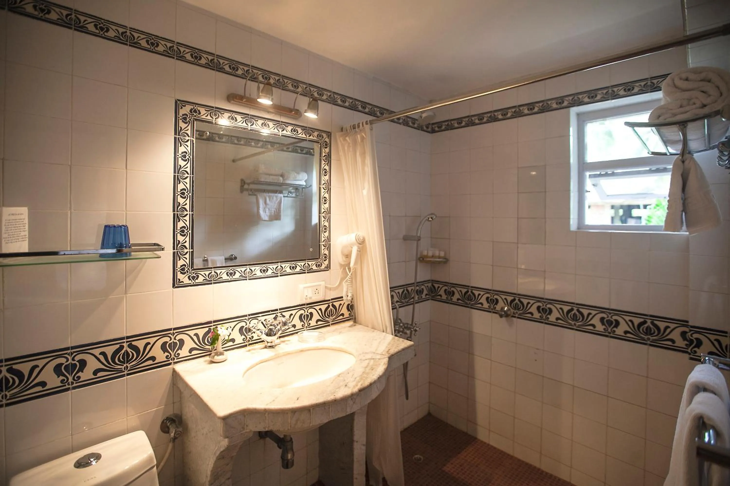 Bathroom in Presa di Goa - Managed by Smith and Appy
