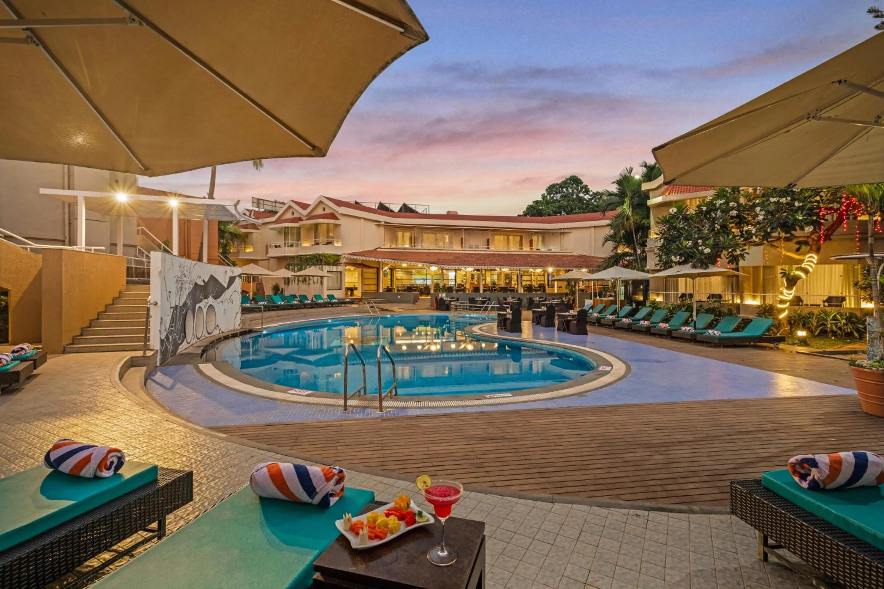 Pool view in Whispering Palms Beach Resort