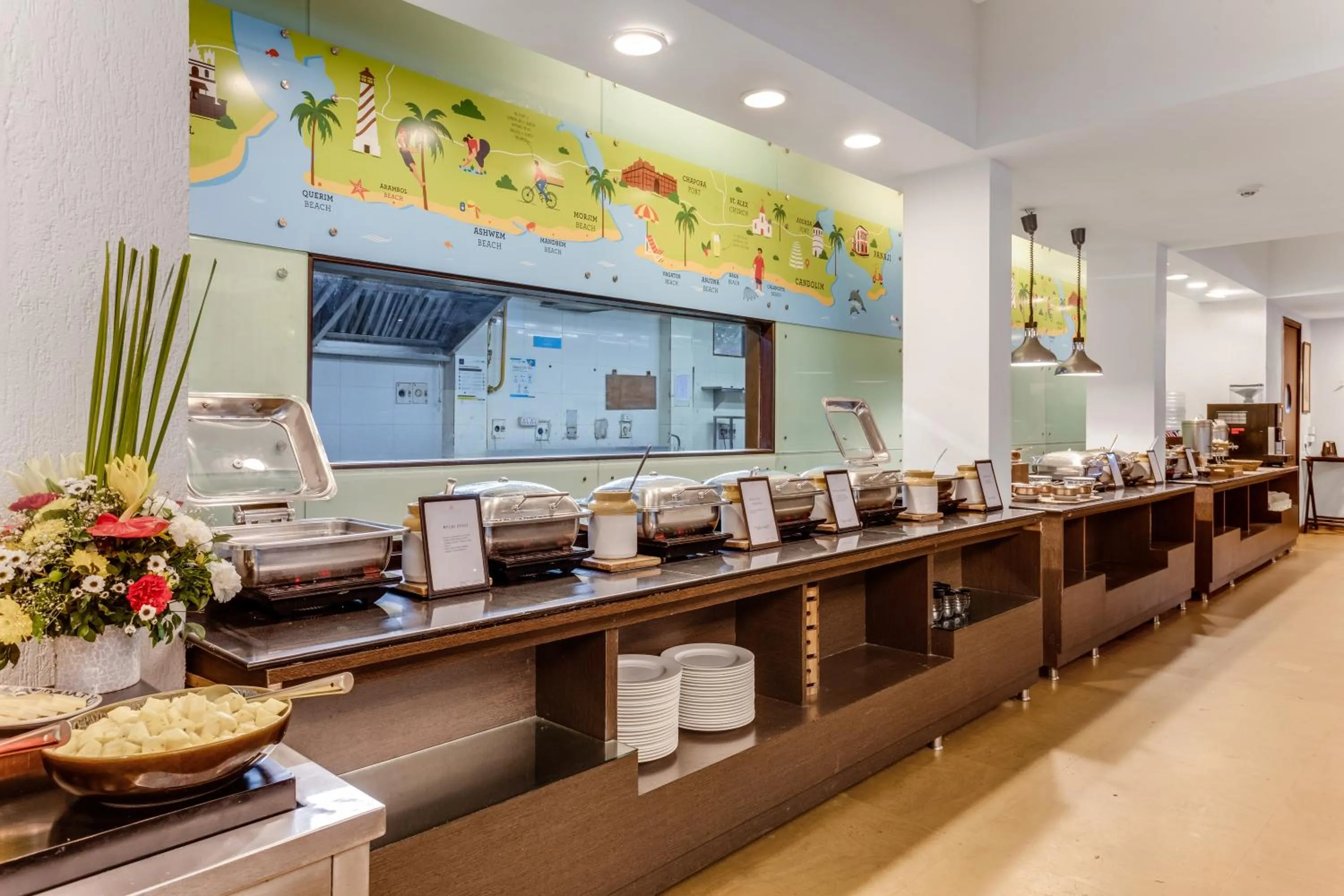 Restaurant/places to eat in Whispering Palms Beach Resort