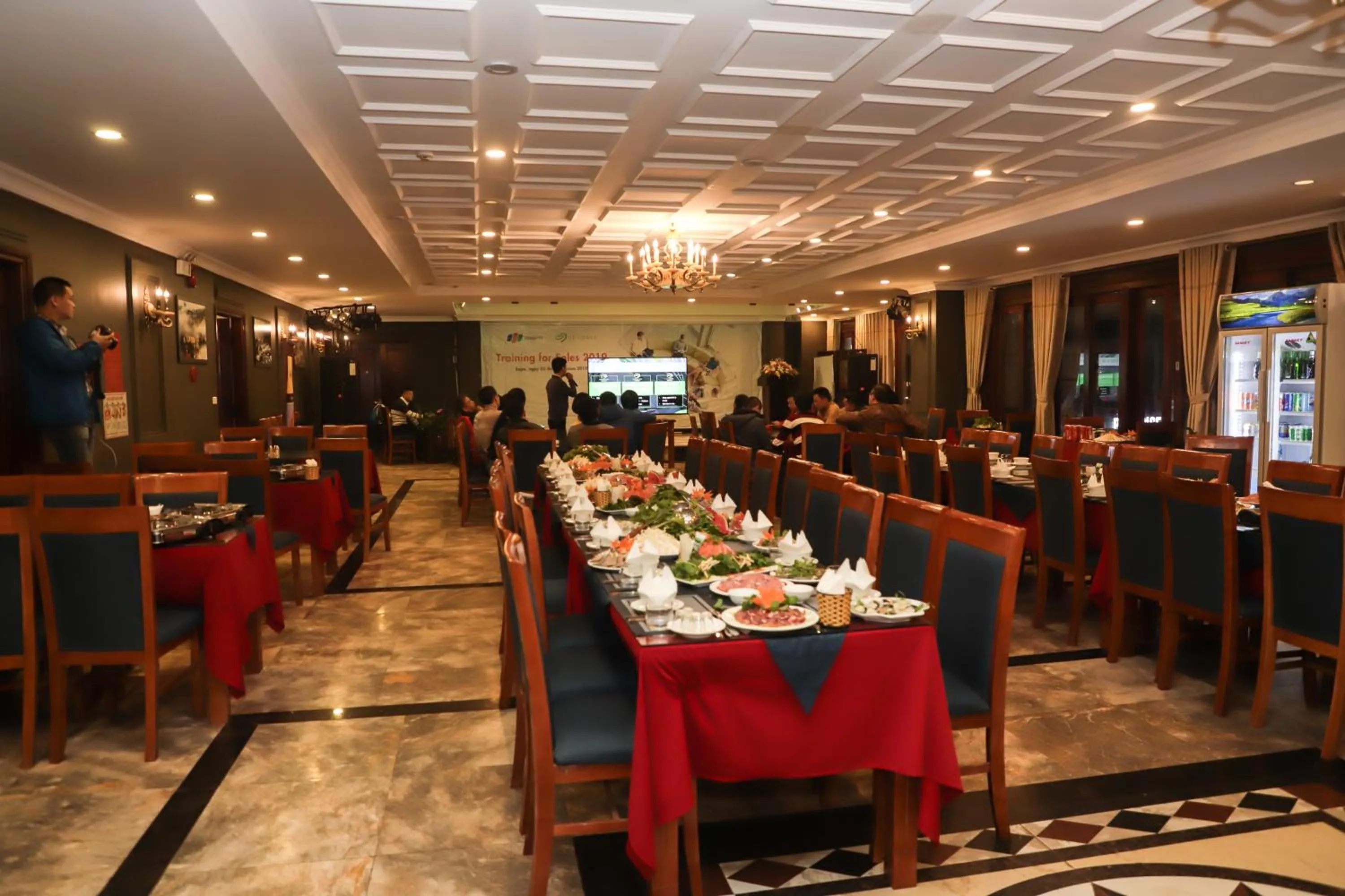 Restaurant/places to eat in Sapa Lodge Hotel