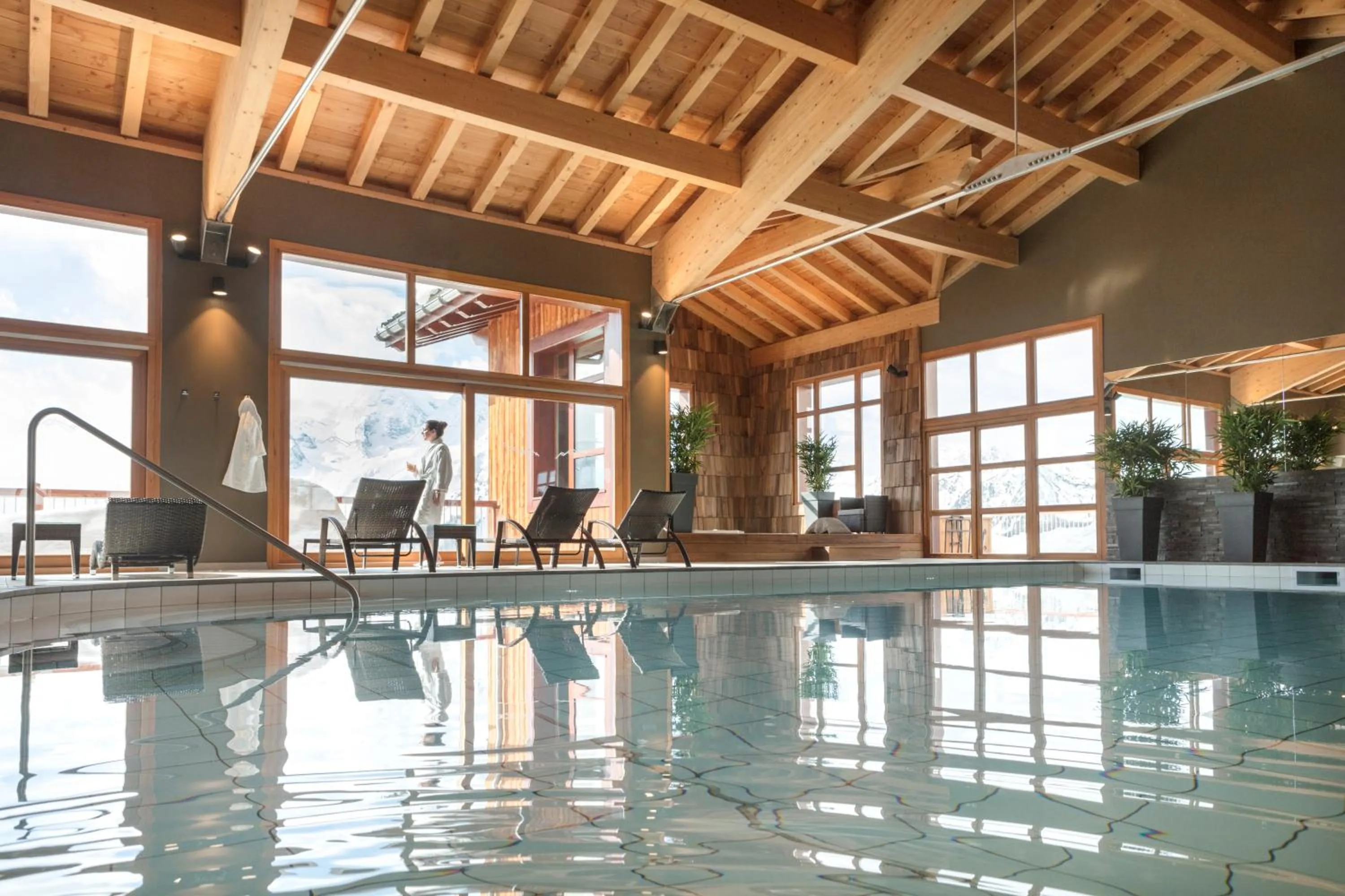 Swimming pool in ILY Hotels & Spa La Rosiere