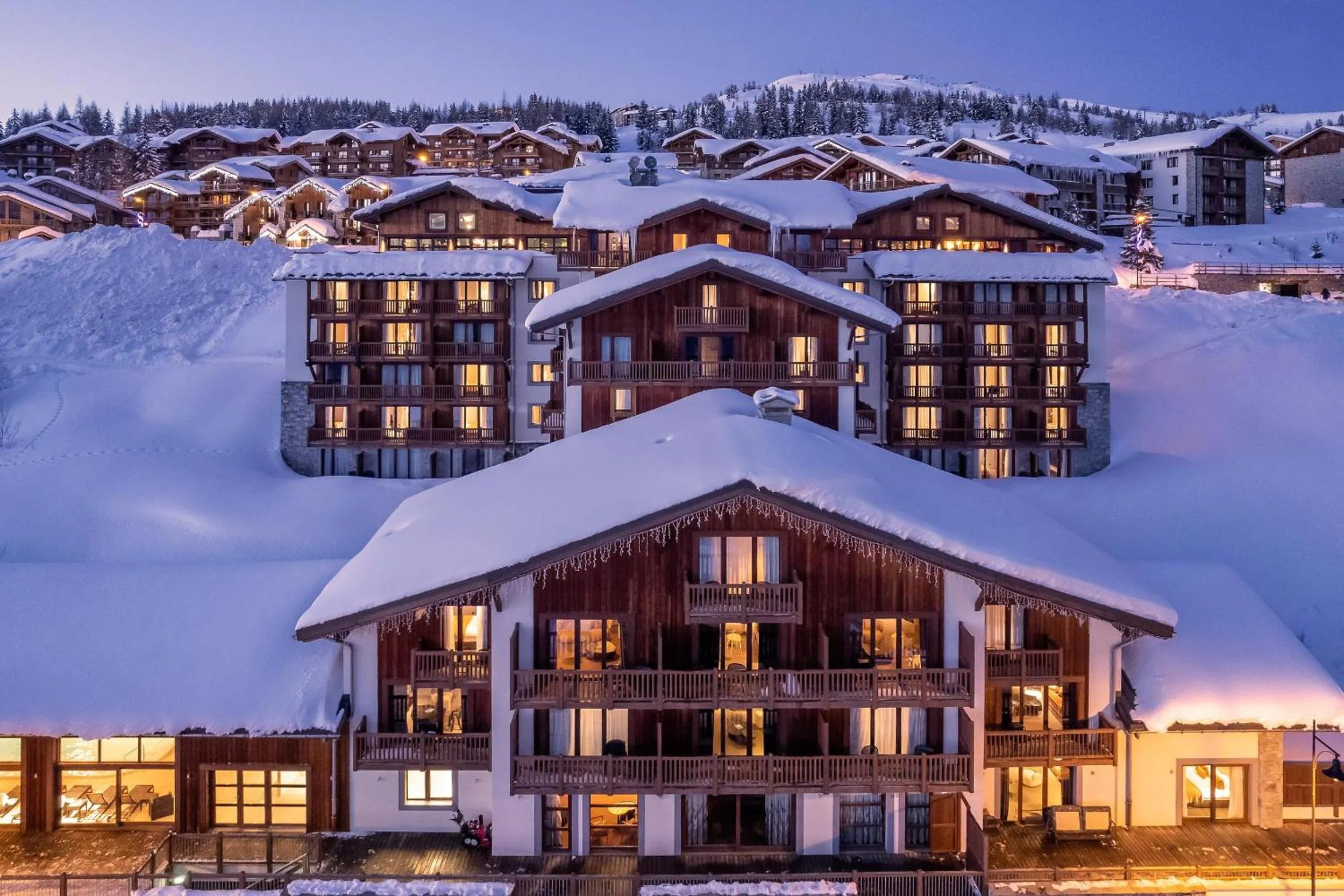 Property building in ILY Hotels & Spa La Rosiere