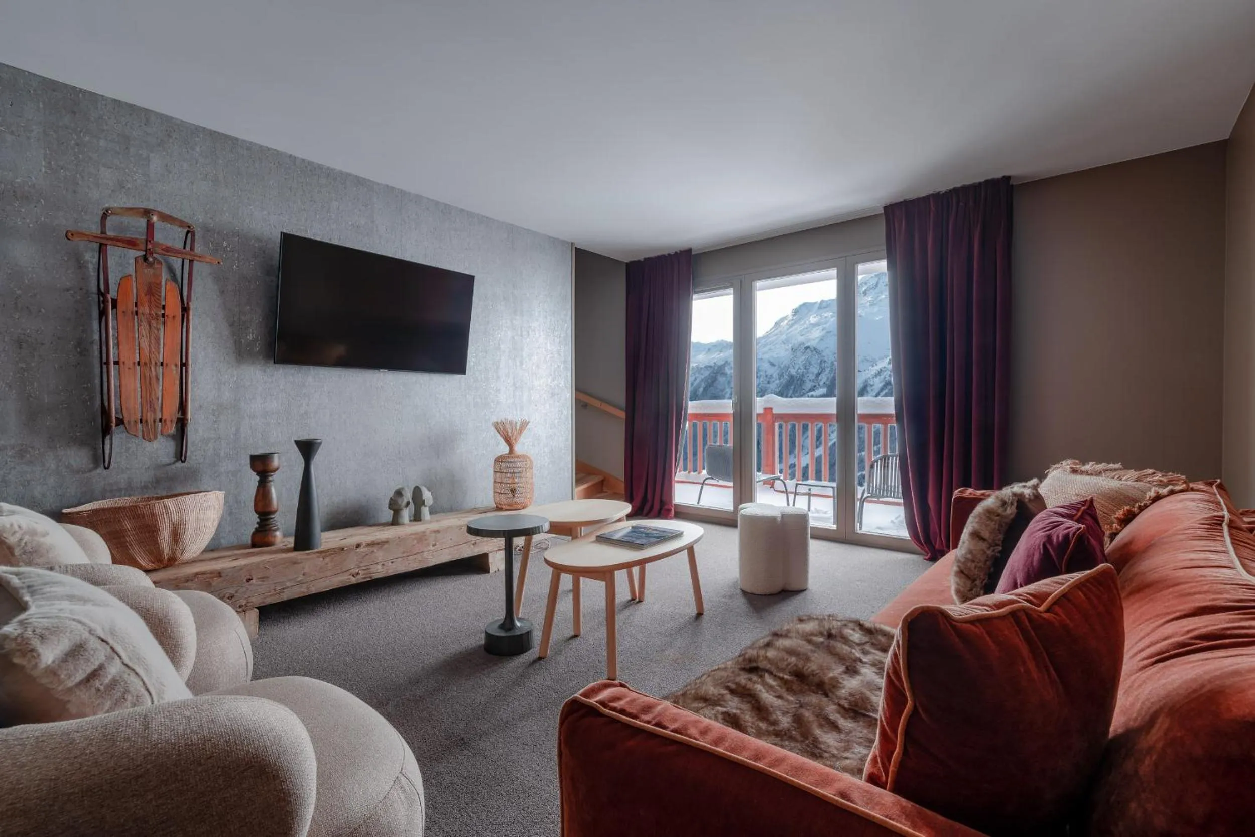 TV and multimedia in ILY Hotels & Spa La Rosiere