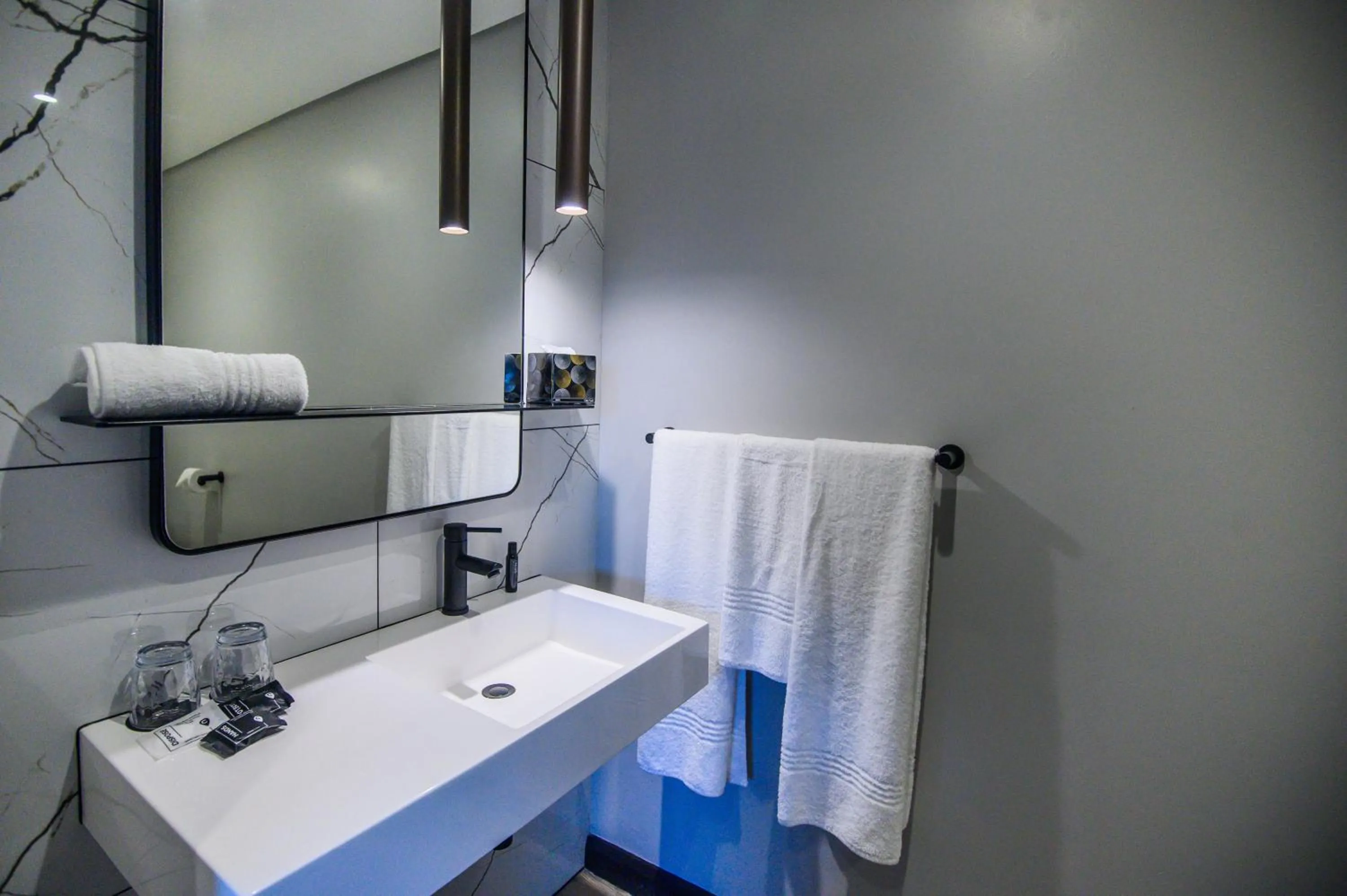 Bathroom in The Capital Pearls Hotel