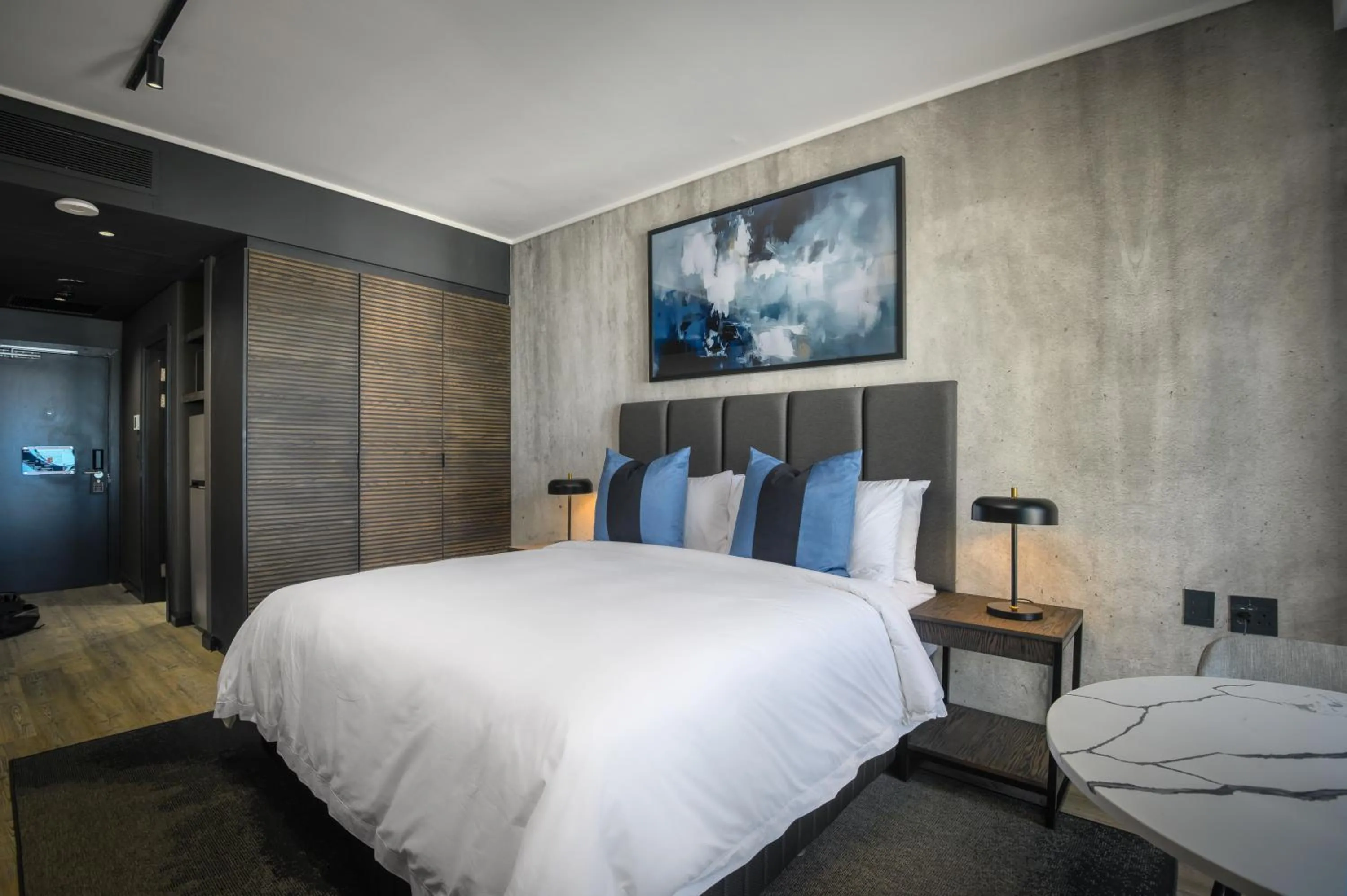 Bedroom, Bed in The Capital Pearls Hotel