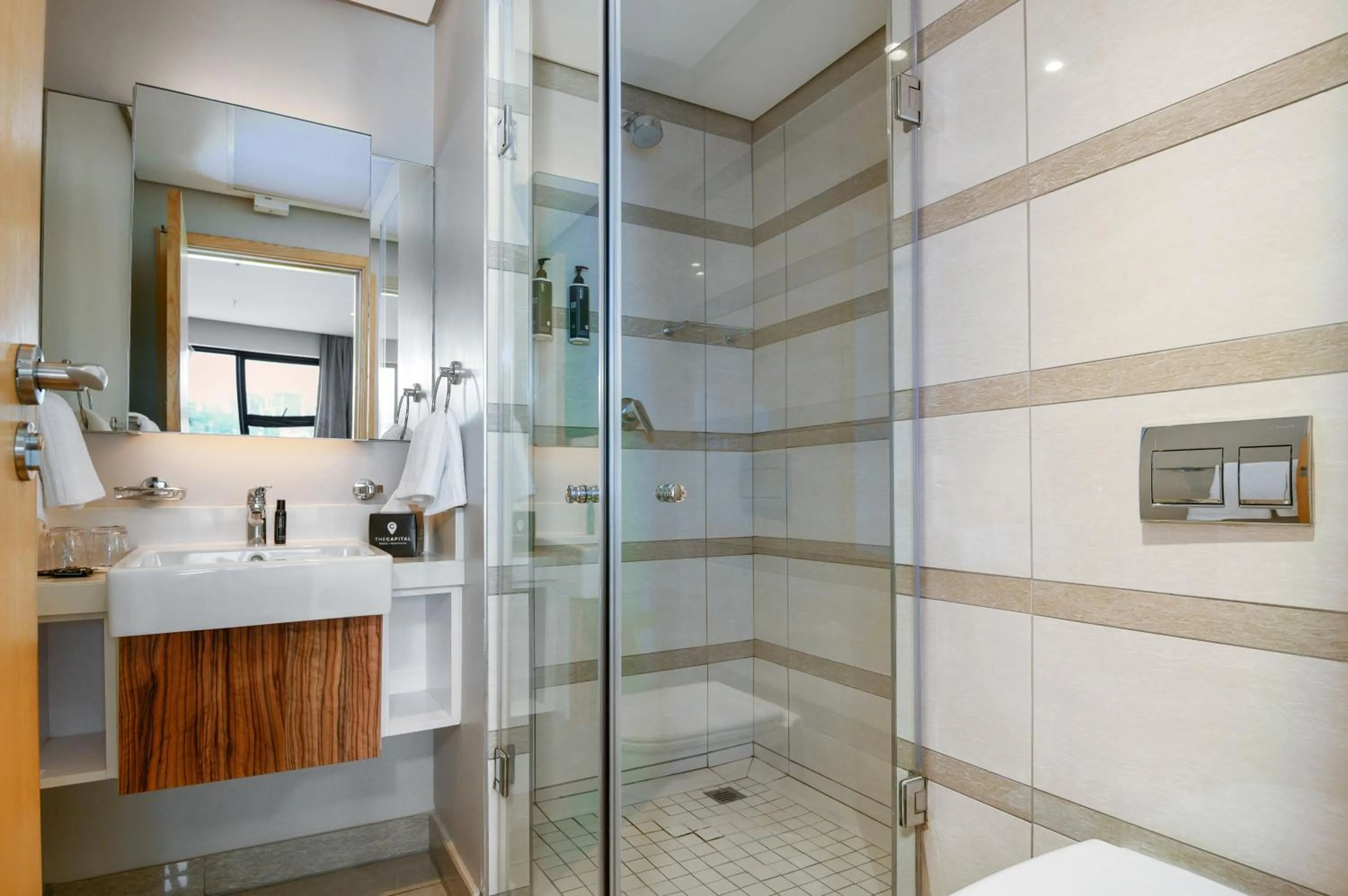 Shower in The Capital Pearls Hotel