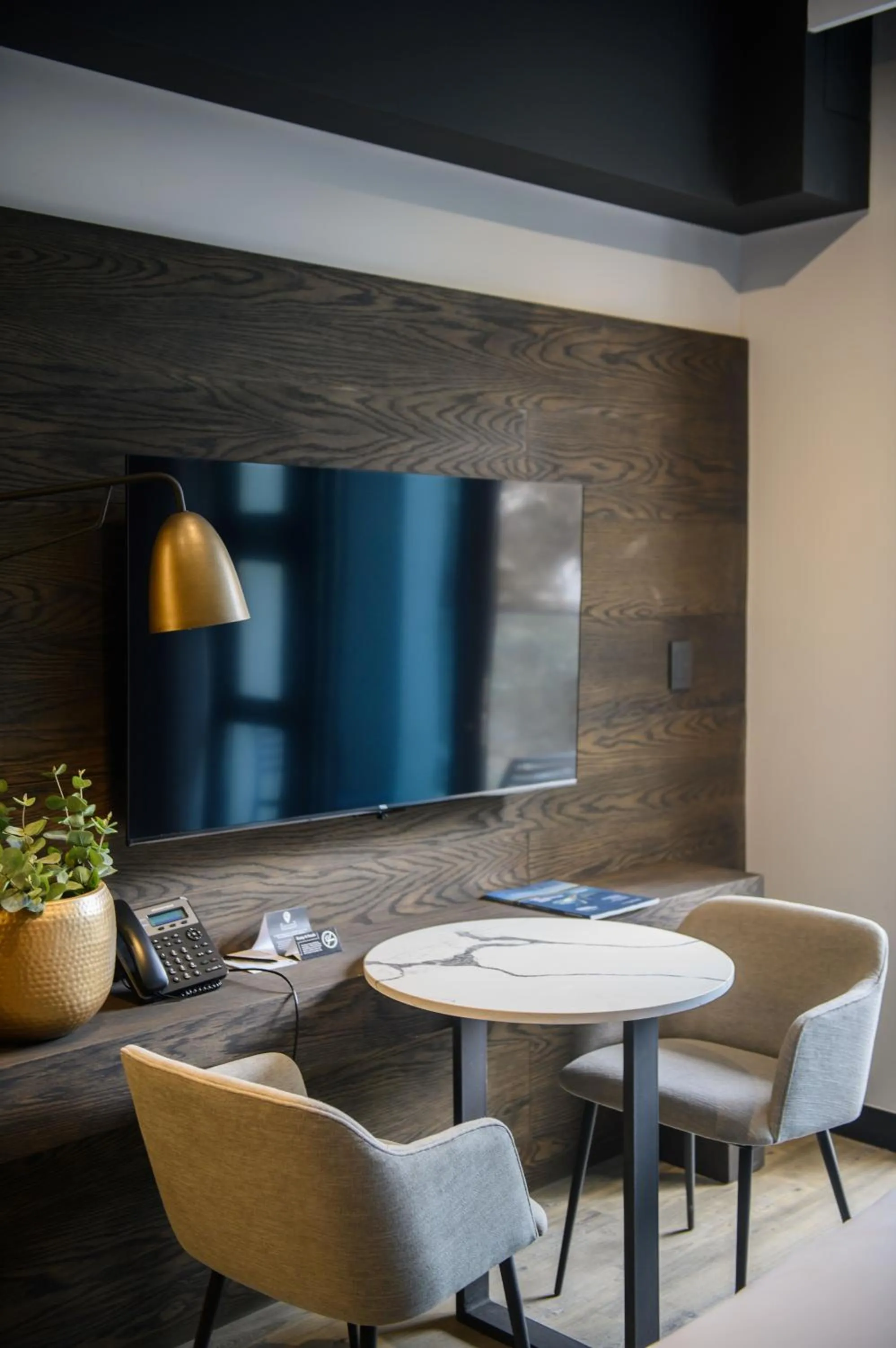 Dining area in The Capital Pearls Hotel