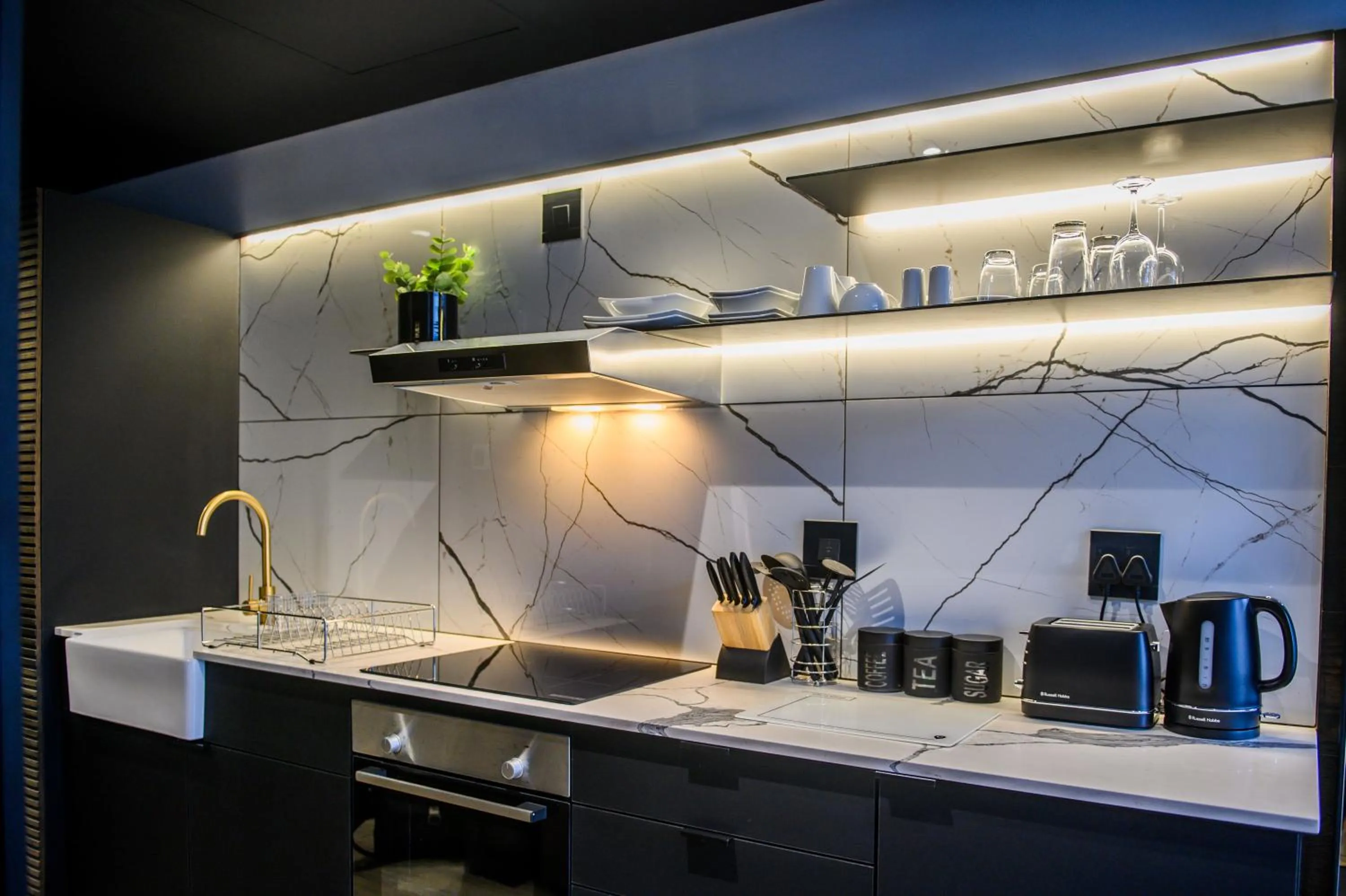 Coffee/tea facilities in The Capital Pearls Hotel