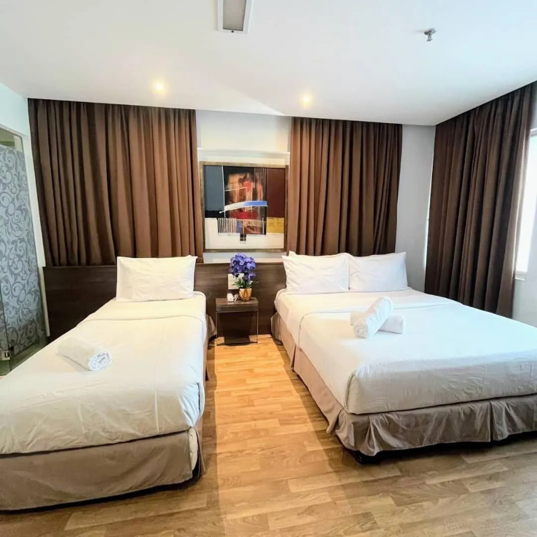 Bed in Frenz Hotel Kuala Lumpur