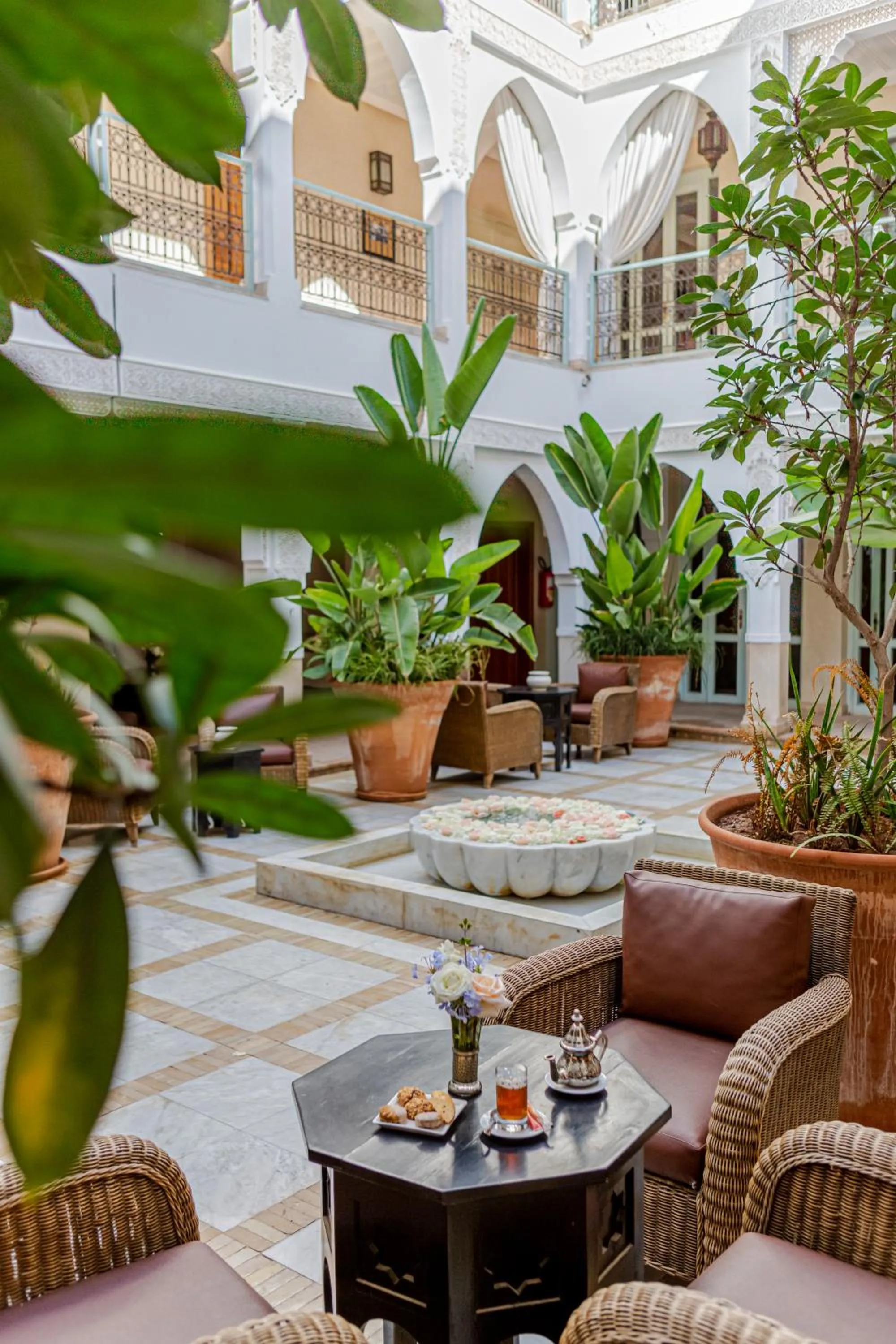 Patio in Le Riad Villa Blanche