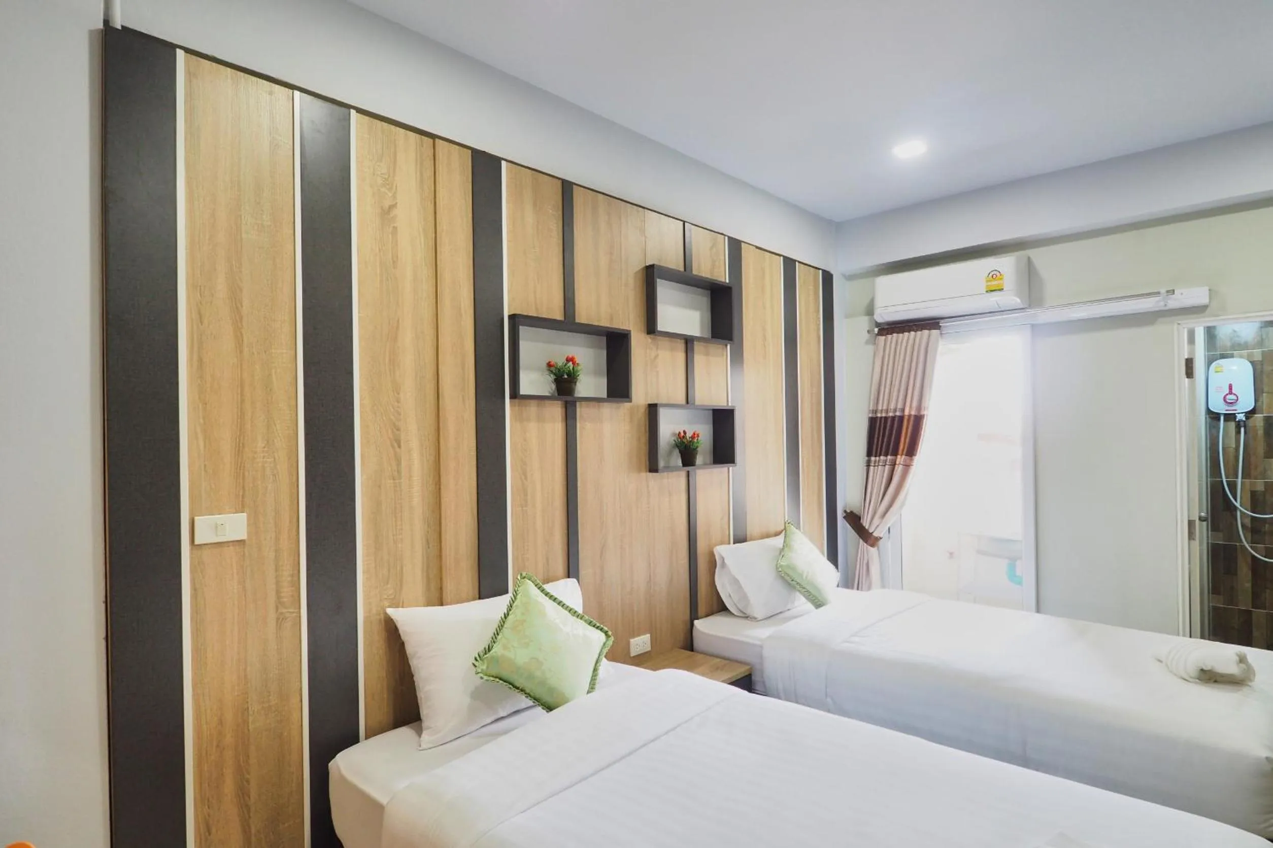 Bedroom, Bed in Supreme Place SHA Plus